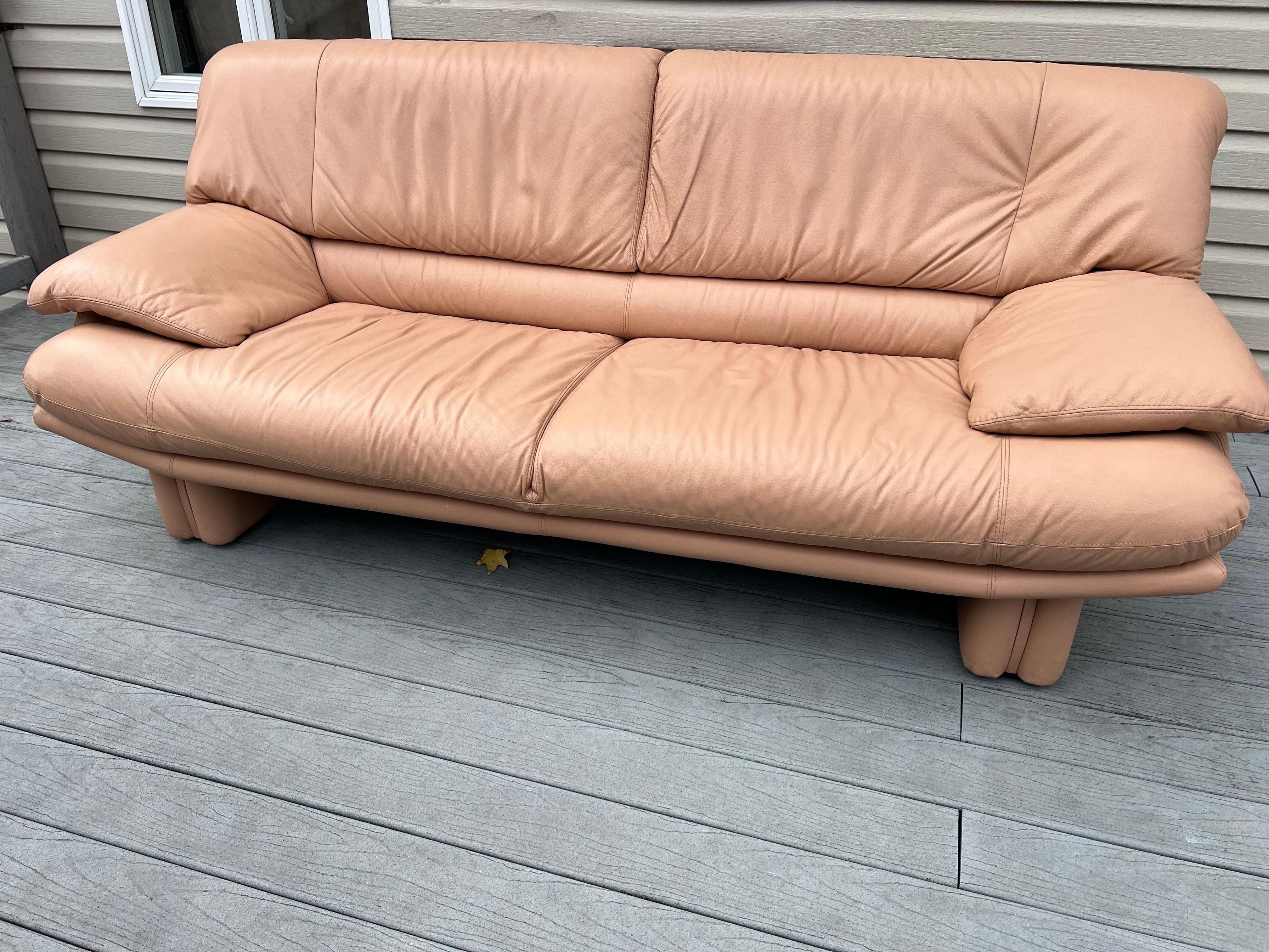 Postmodern Peach Leather Sofa very comfortable and easy to clean. In beautiful vintage condition. Please check all of the photos for the condition 