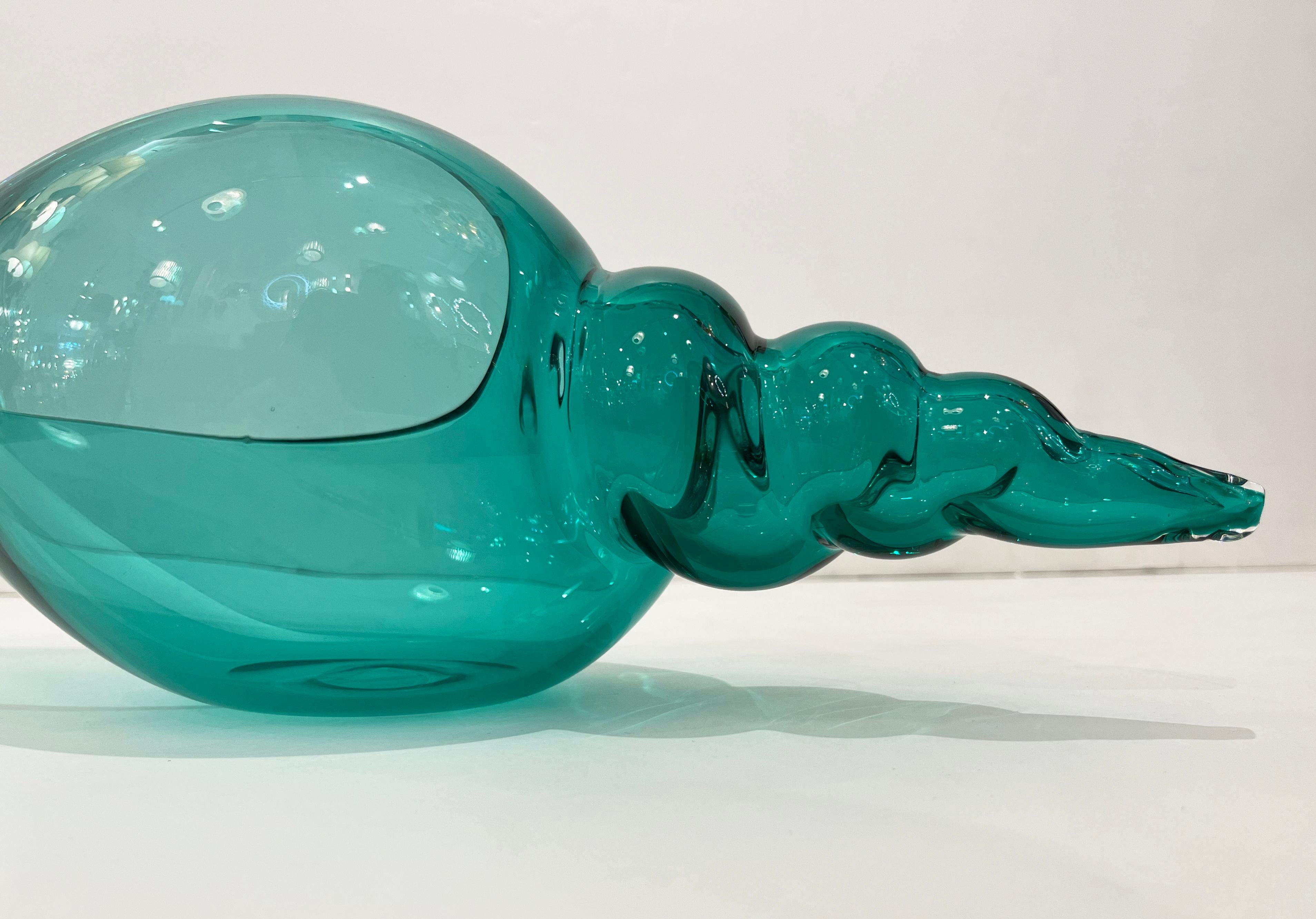 1980 Romano Donà Italian Modern Aqua Turquoise Murano Art Glass Spire Shell Bowl 8