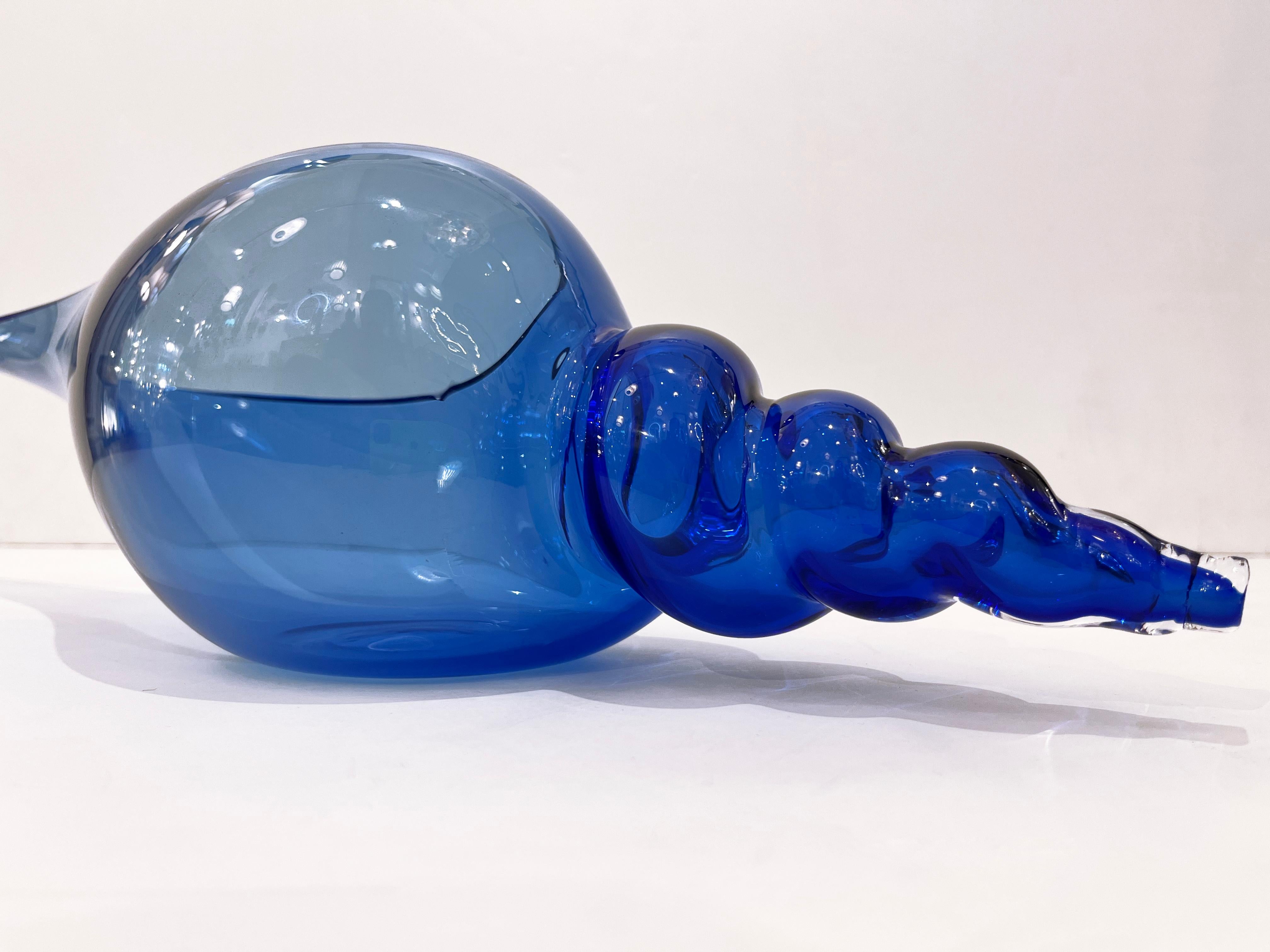 1980 Romano Donà Italian Modern Cobalt Blue Murano Art Glass Spire Shell Bowl 4