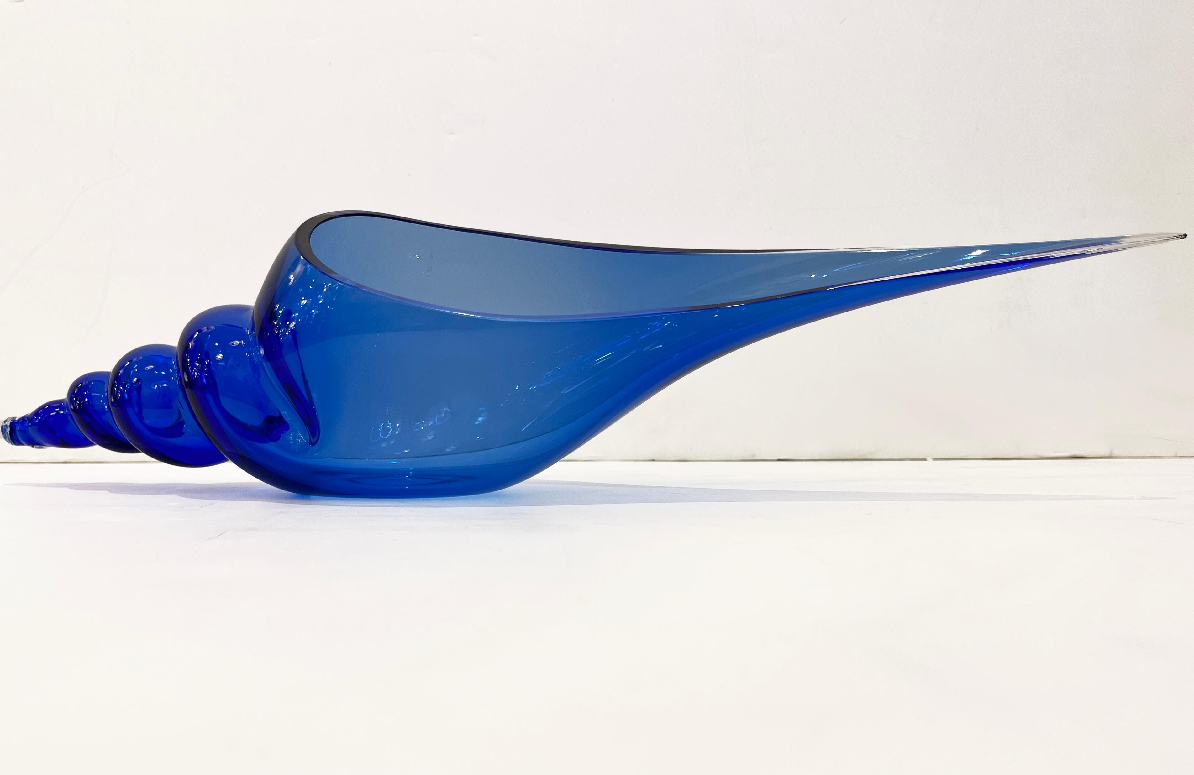 1980 Romano Donà Italian Modern Cobalt Blue Murano Art Glass Spire Shell Bowl 5