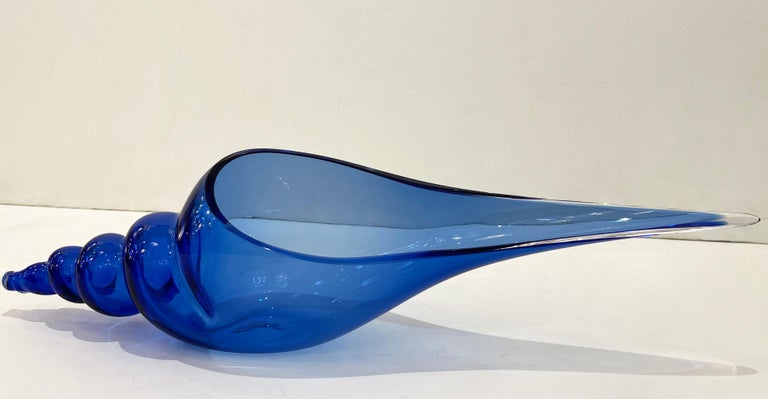 1980 Romano Donà Italian Modern Cobalt Blue Murano Art Glass Spire Shell Bowl For Sale 7