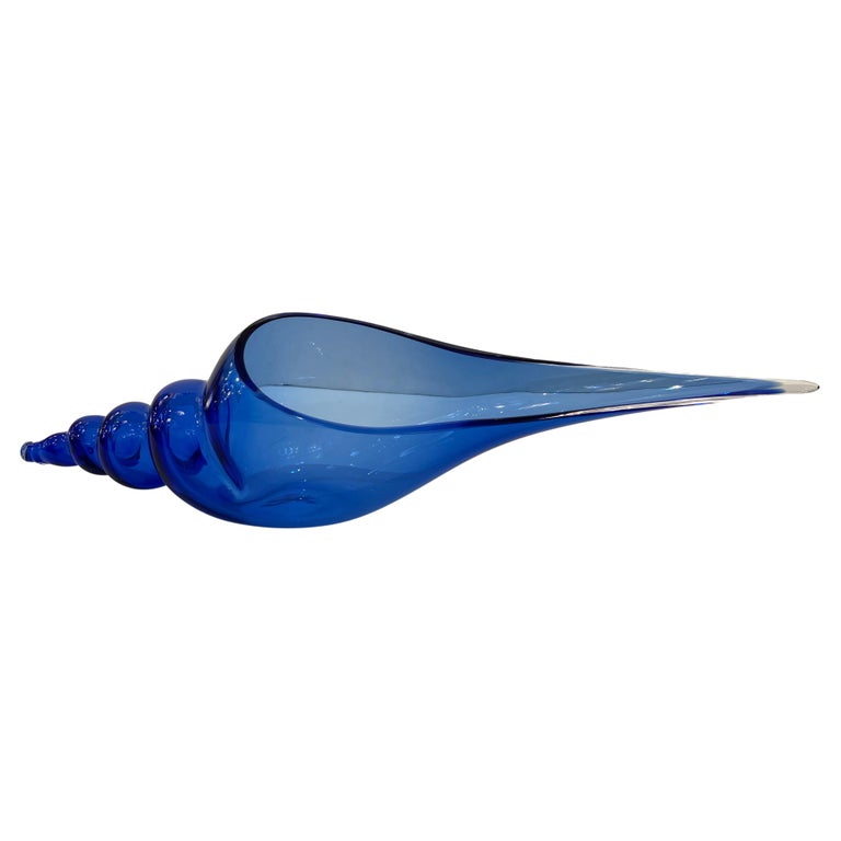 1980 Romano Donà Italian Modern Cobalt Blue Murano Art Glass Spire Shell Bowl For Sale