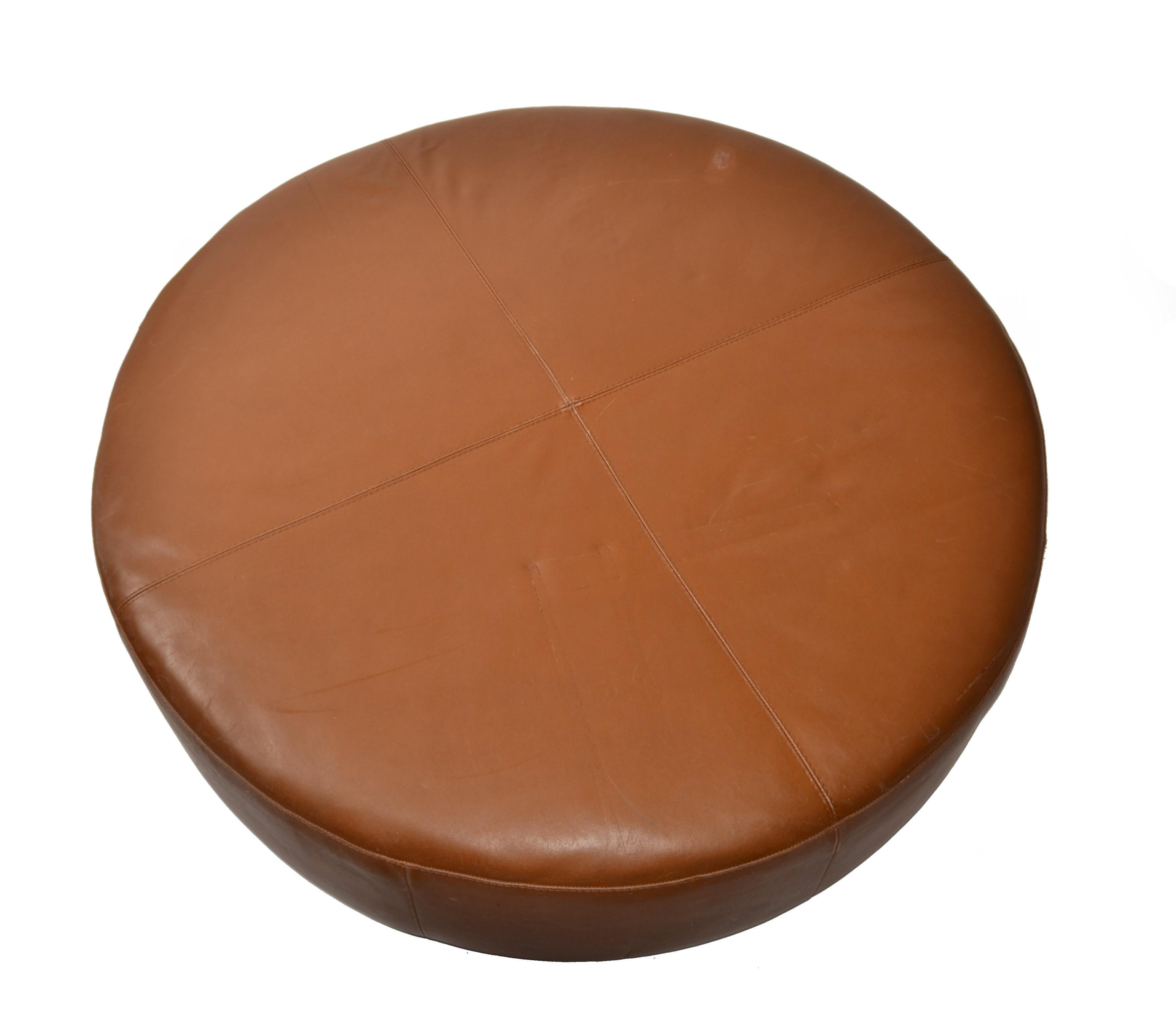 1980 Round Oversized Faux Brown Leather Ottoman Attributed Citterio B&B Italia  For Sale 4