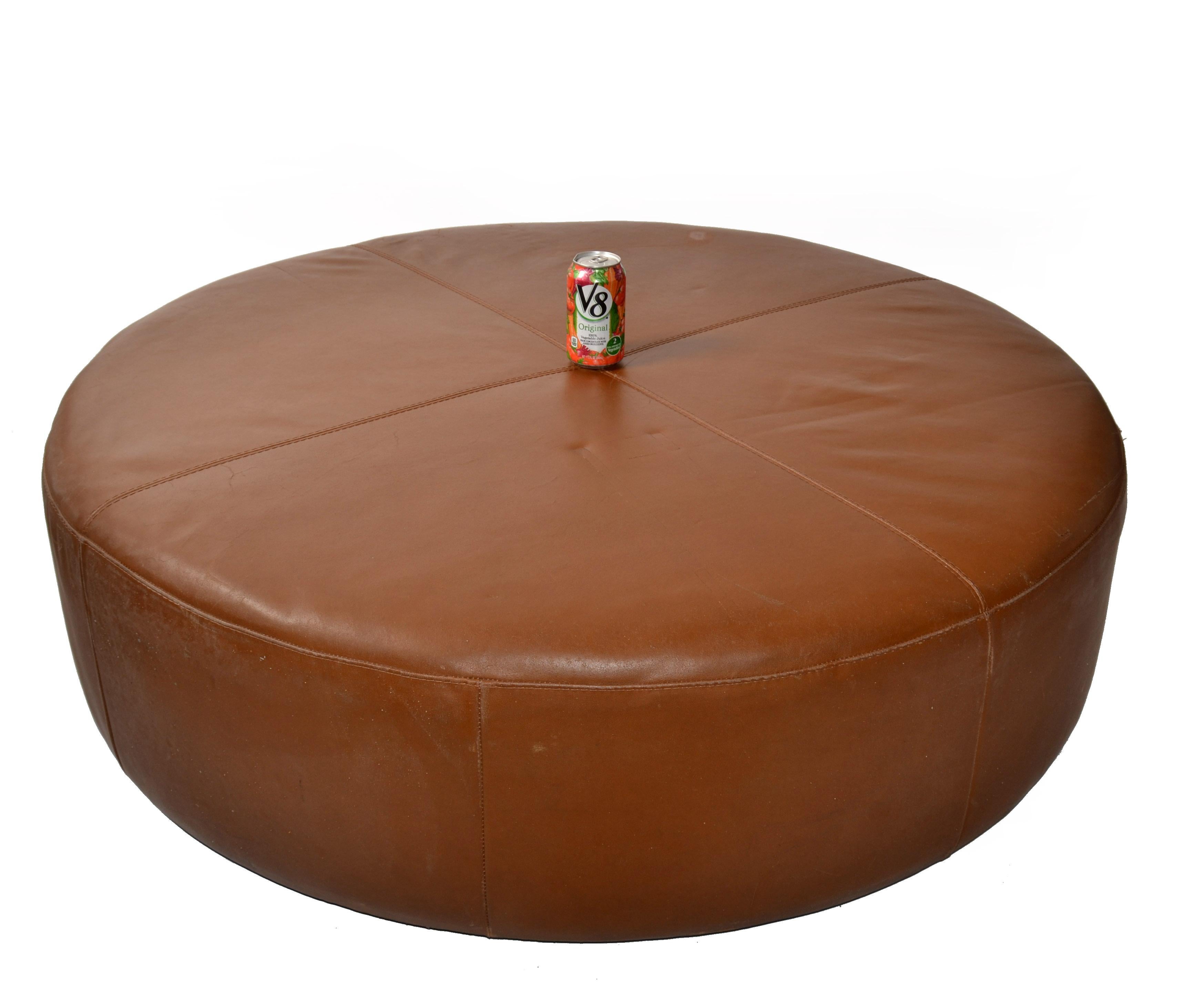Hand-Crafted 1980 Round Oversized Faux Brown Leather Ottoman Attributed Citterio B&B Italia  For Sale