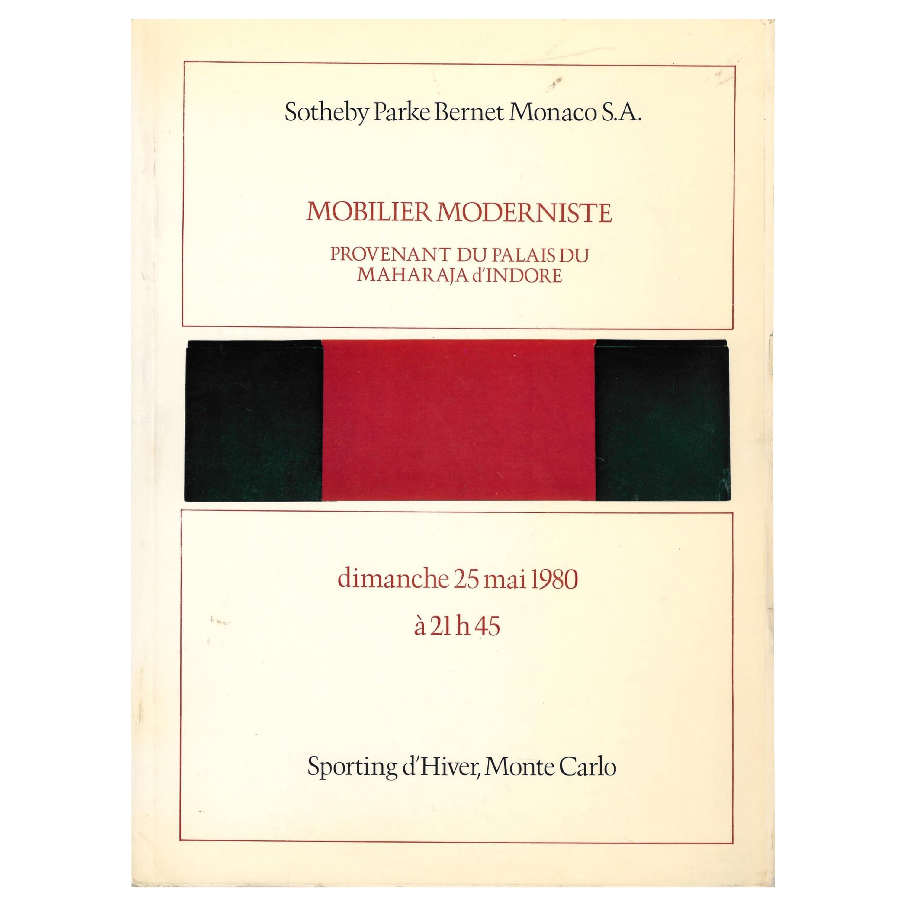 Mobilier Moderniste: Palais du Maharaja d'Indore (Book) For Sale