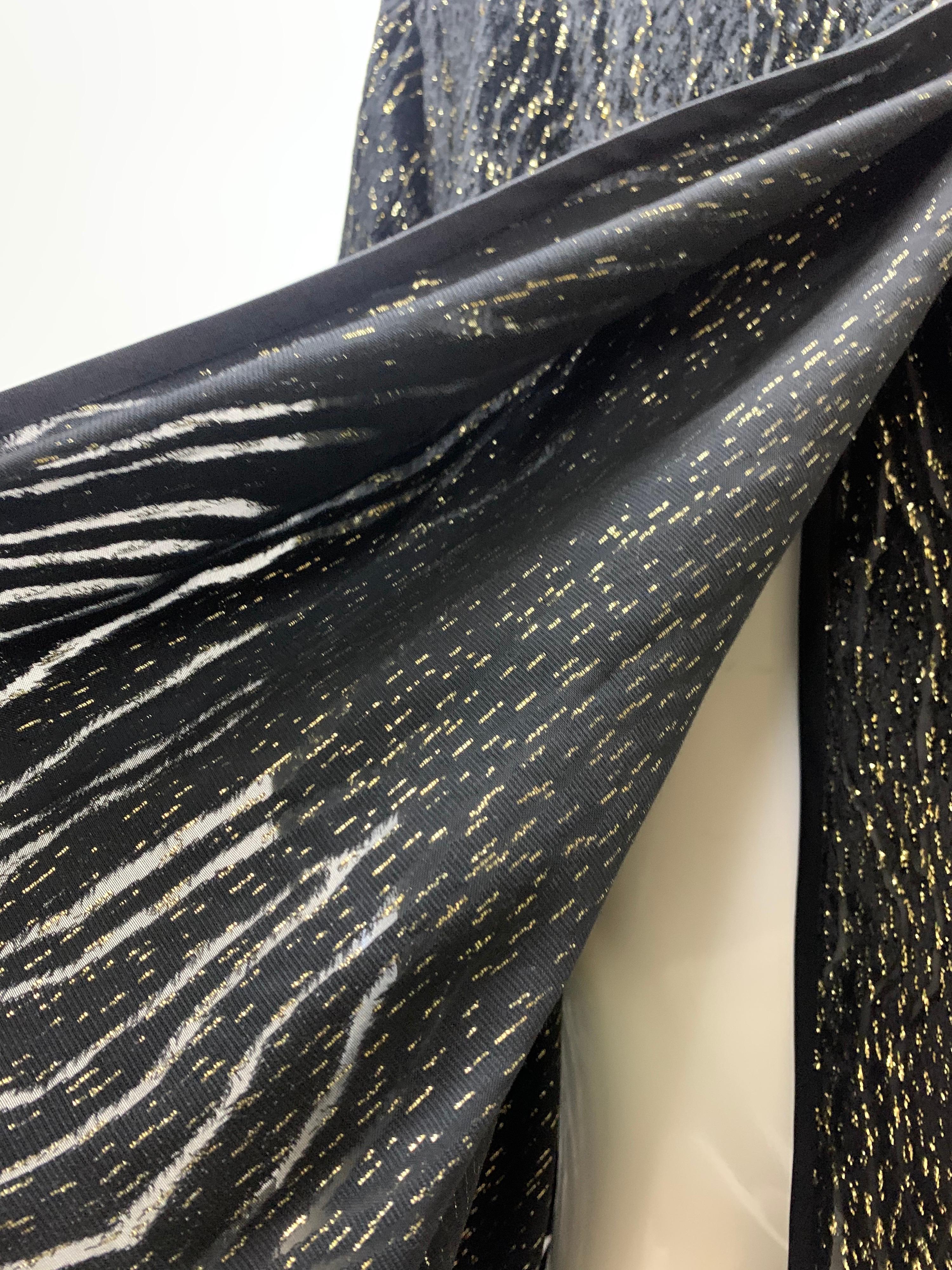 1980 Schiaparelli Black & Gold Woodgrain Velvet Side Tie Opera Coat or Dress For Sale 4