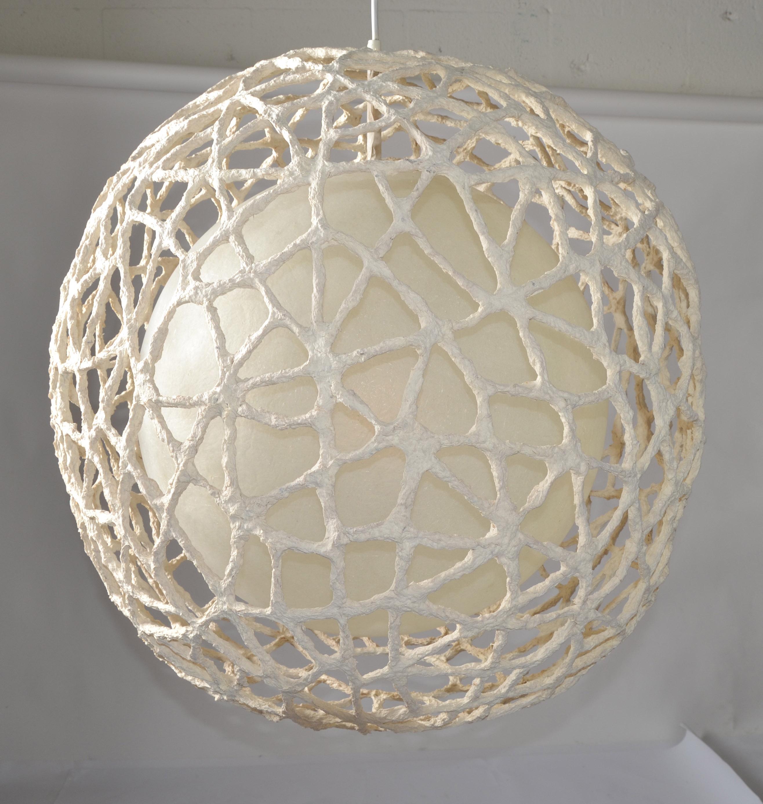 1980 Space Age Tan Fiberglass Paper Mache Spheres Pendant Lamp Light Fixture For Sale 2