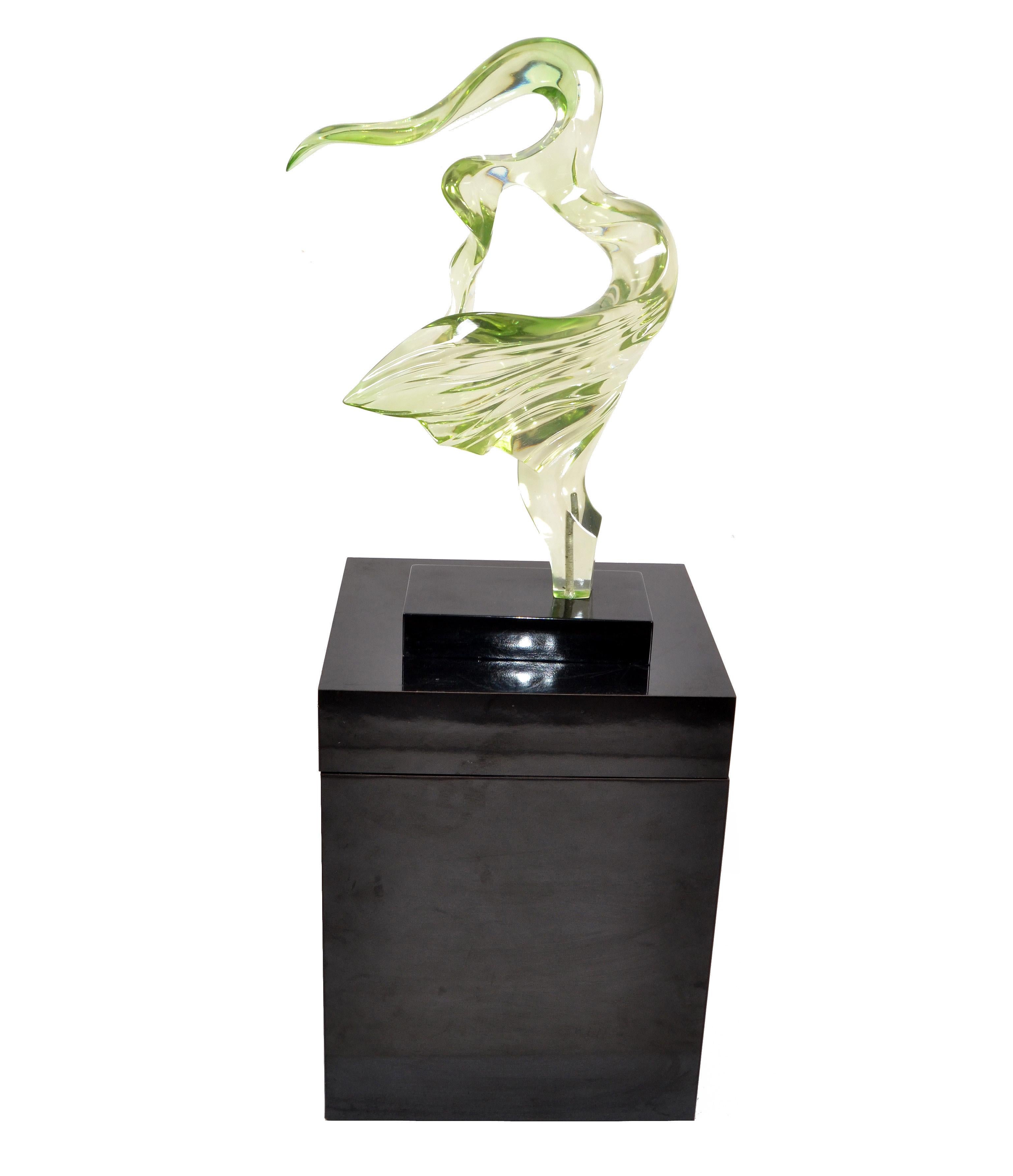 Late 20th Century 1980 Tall Neon Green Mid-Century Modern Abstract Lucite Sculpture on Black Base For Sale