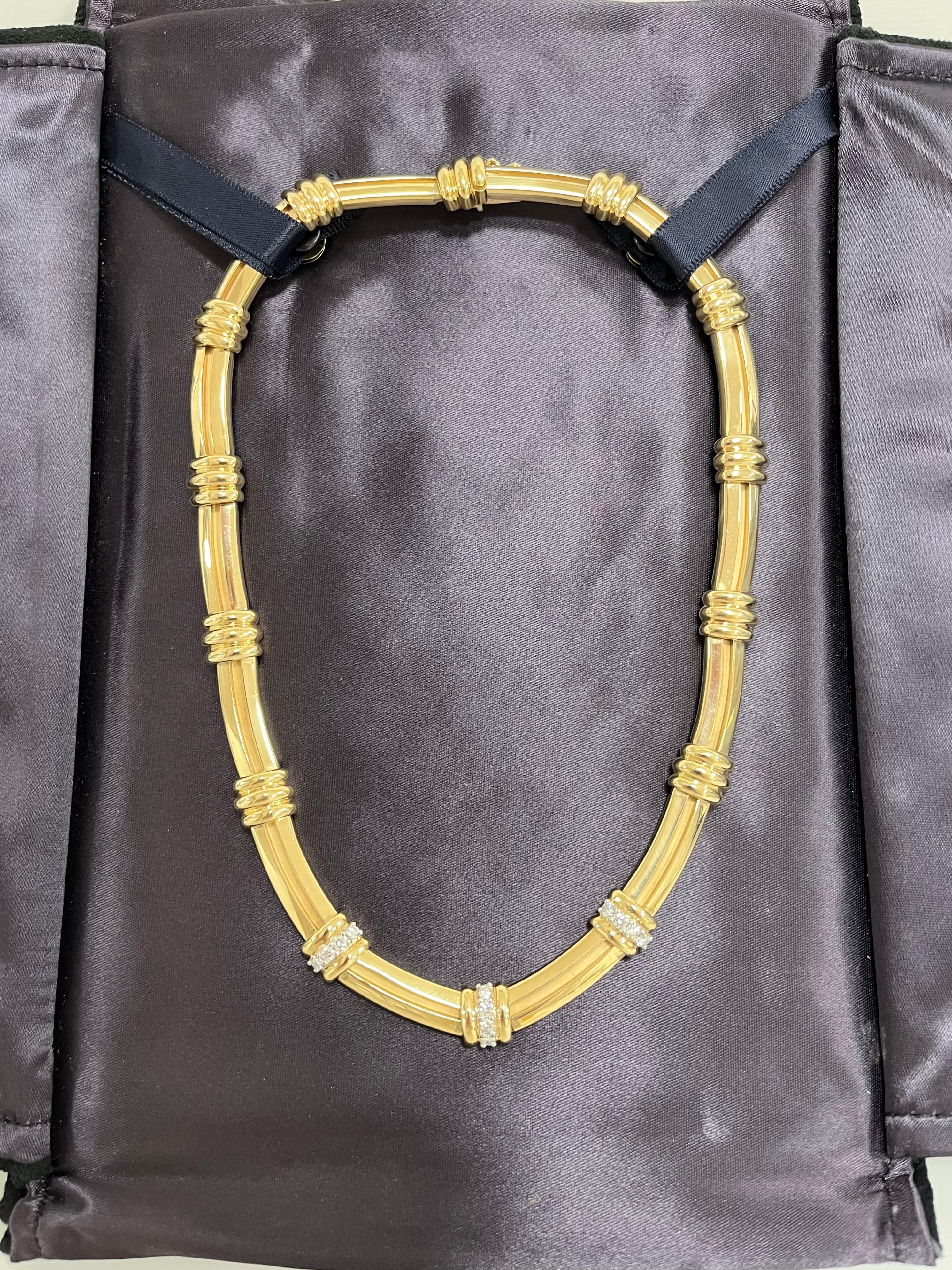 Round Cut 1980 Tiffany & Co 18 Carat Yellow Gold Diamonds Necklace For Sale