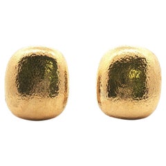 1980 Tiffany 
Company Hammered 18 Karat Yellow Gold Square Ear-Clip Earrings