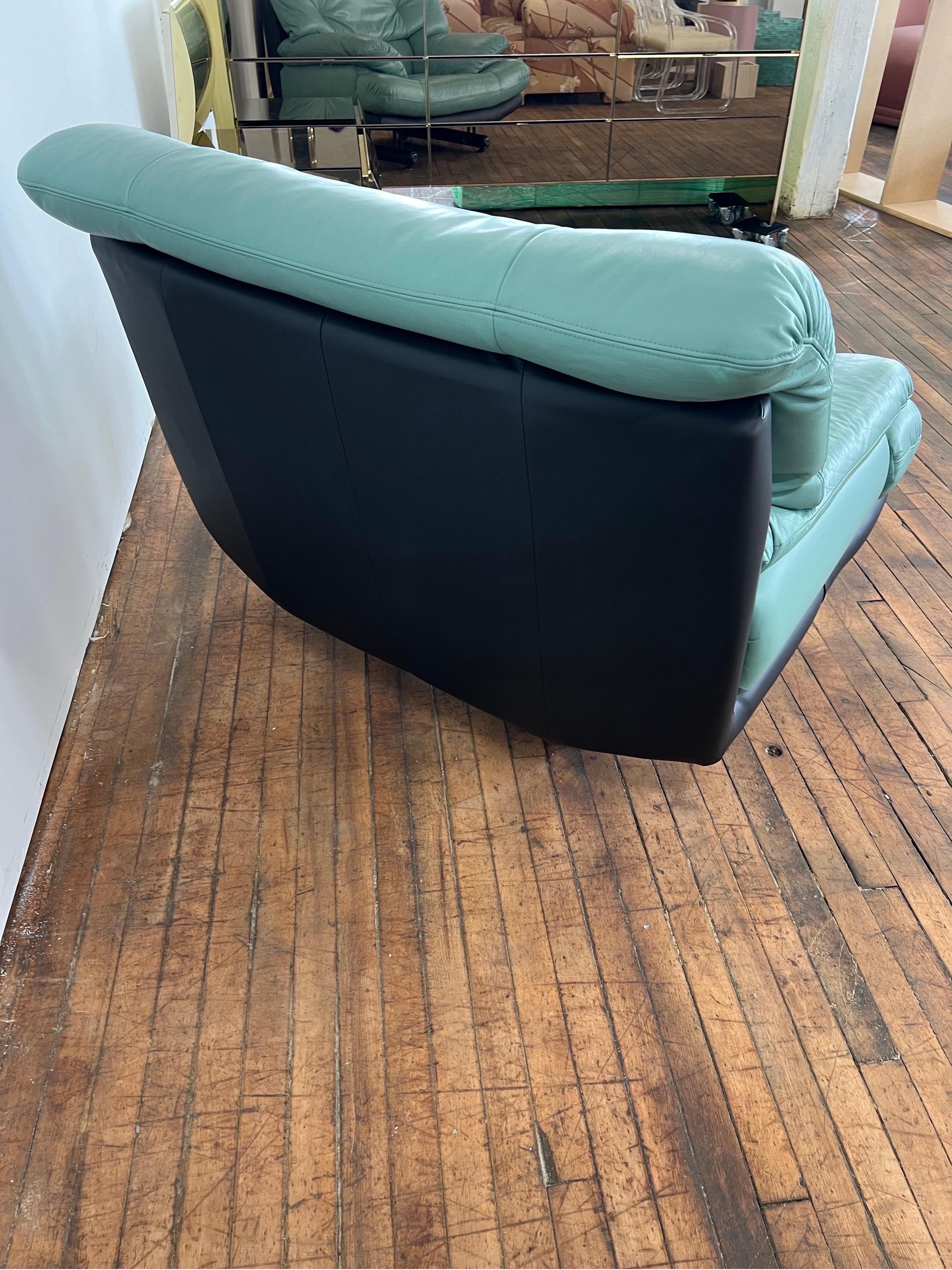 Italian 1980 Turquoise Leather Chair Natuzzi Style, Made in Italy For Sale