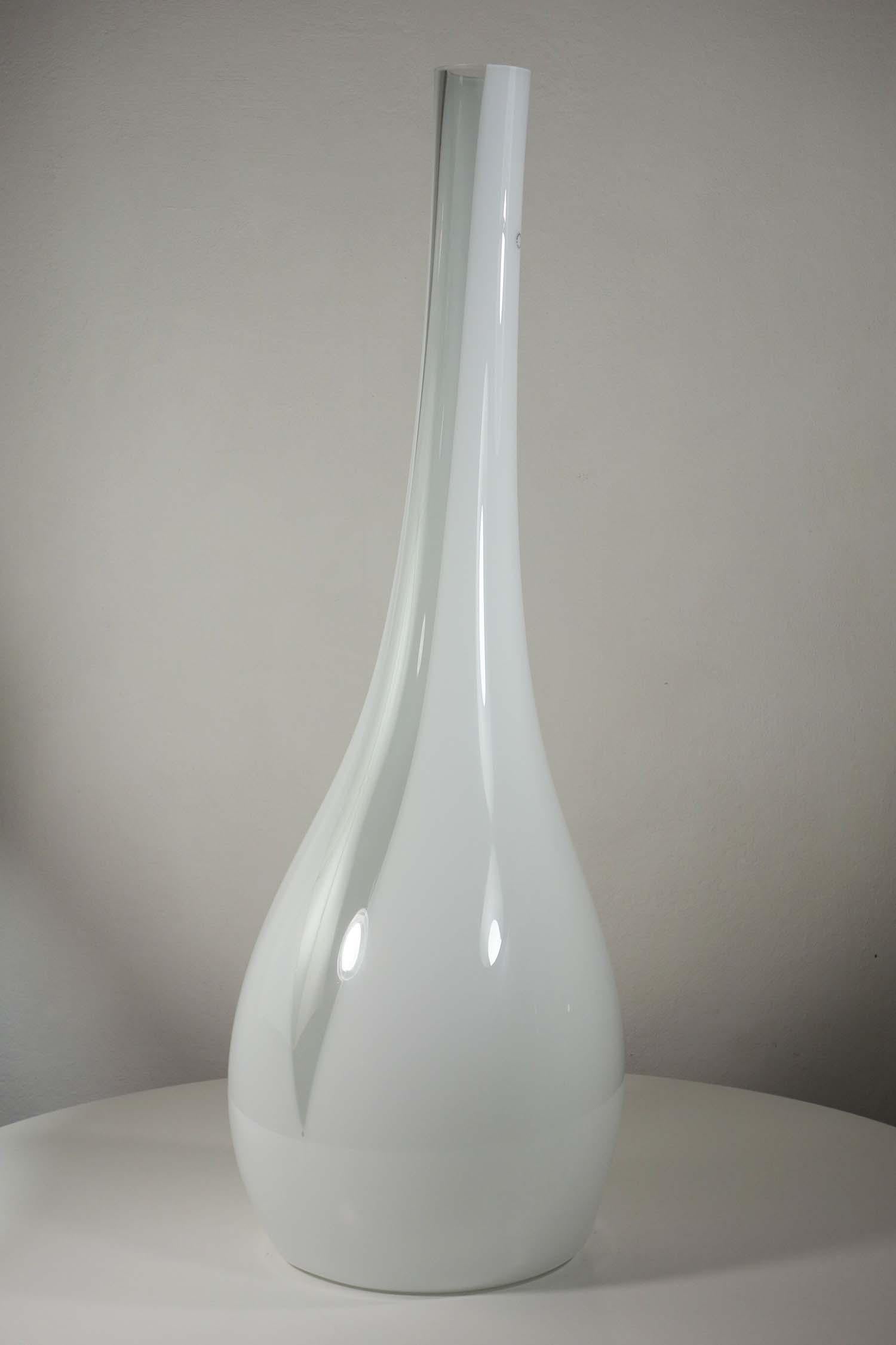Grand vase blanc italien en verre de Murano de V. Nason & C, 1980 en vente 1
