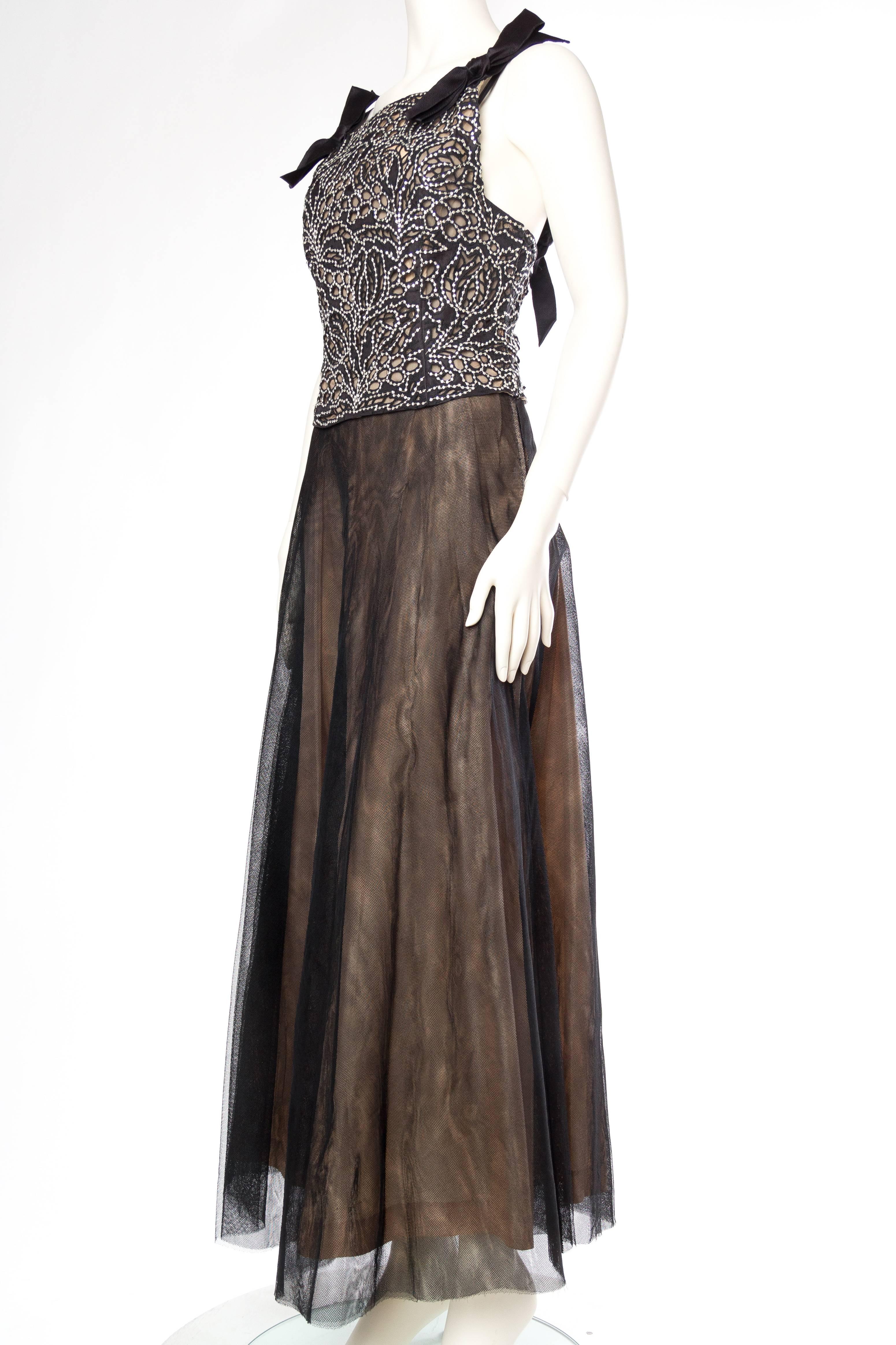 1980 VALENTINO Black Silk Tulle Couture Quality Gown With Lace And Crystal Bodi For Sale 3