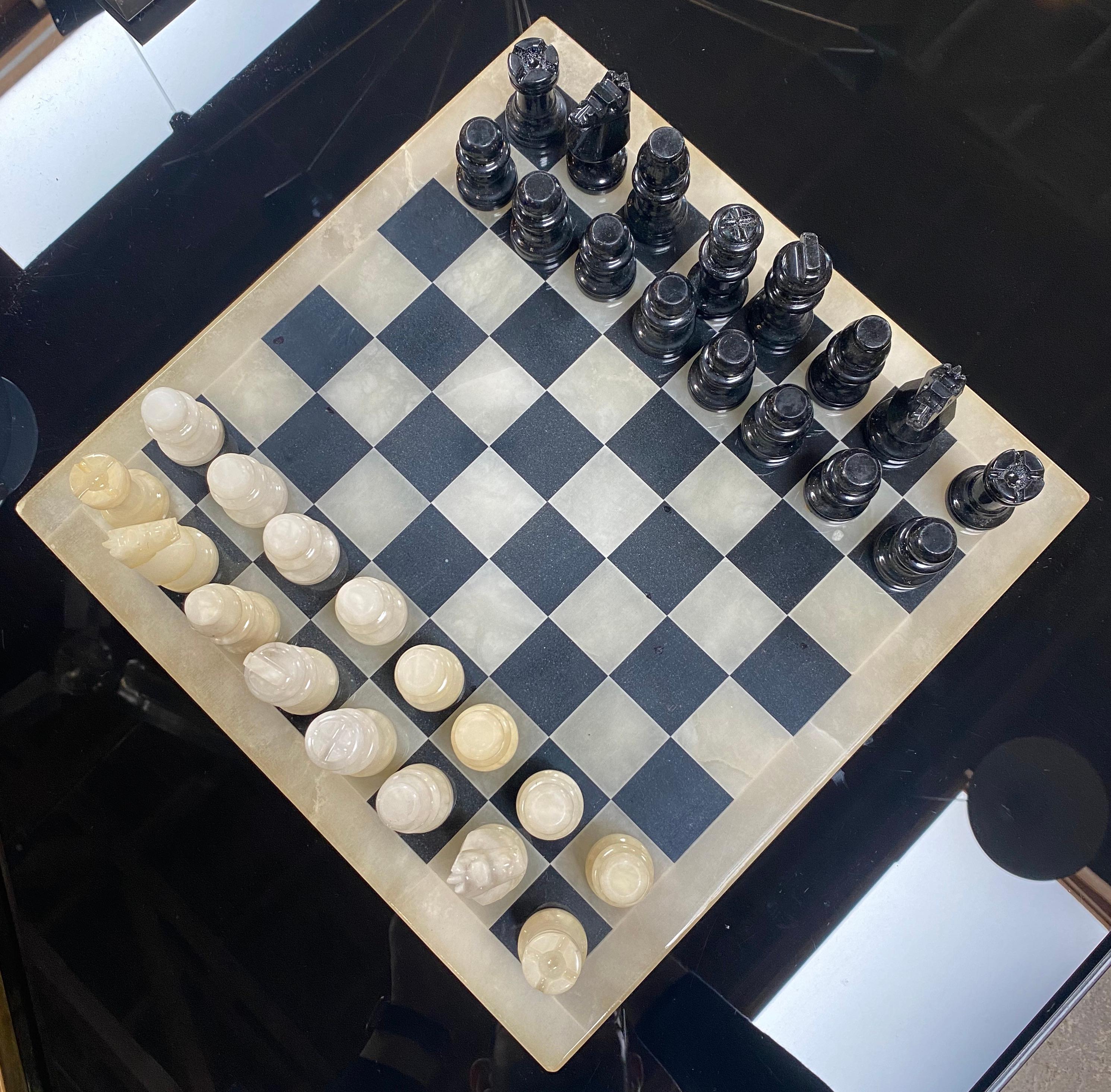 Glass Chess Set - 13 For Sale on 1stDibs | blue glass chess set 