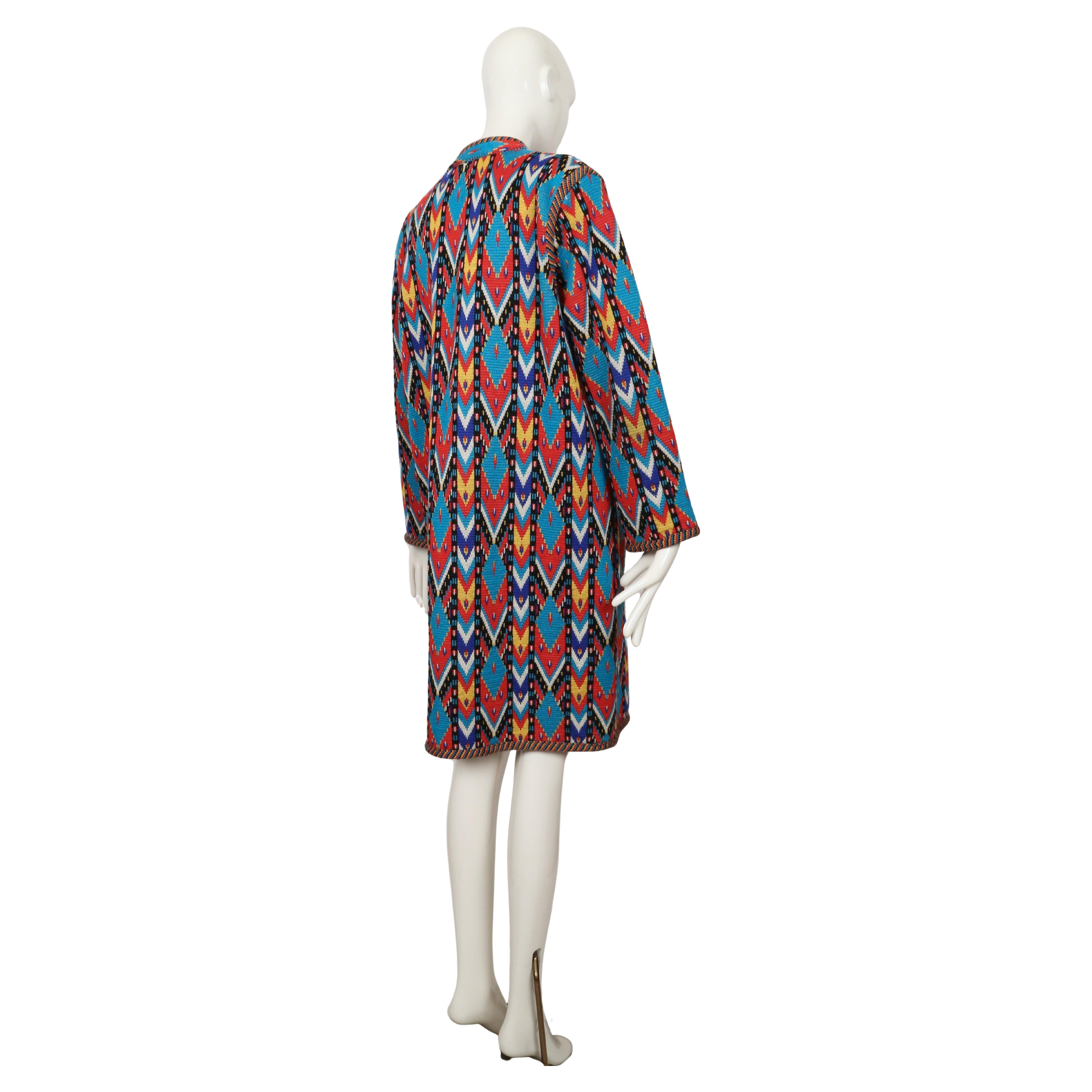 1980 Yves Saint Laurent manteau pull-over Ikat RUNWAY lumineux Unisexe en vente