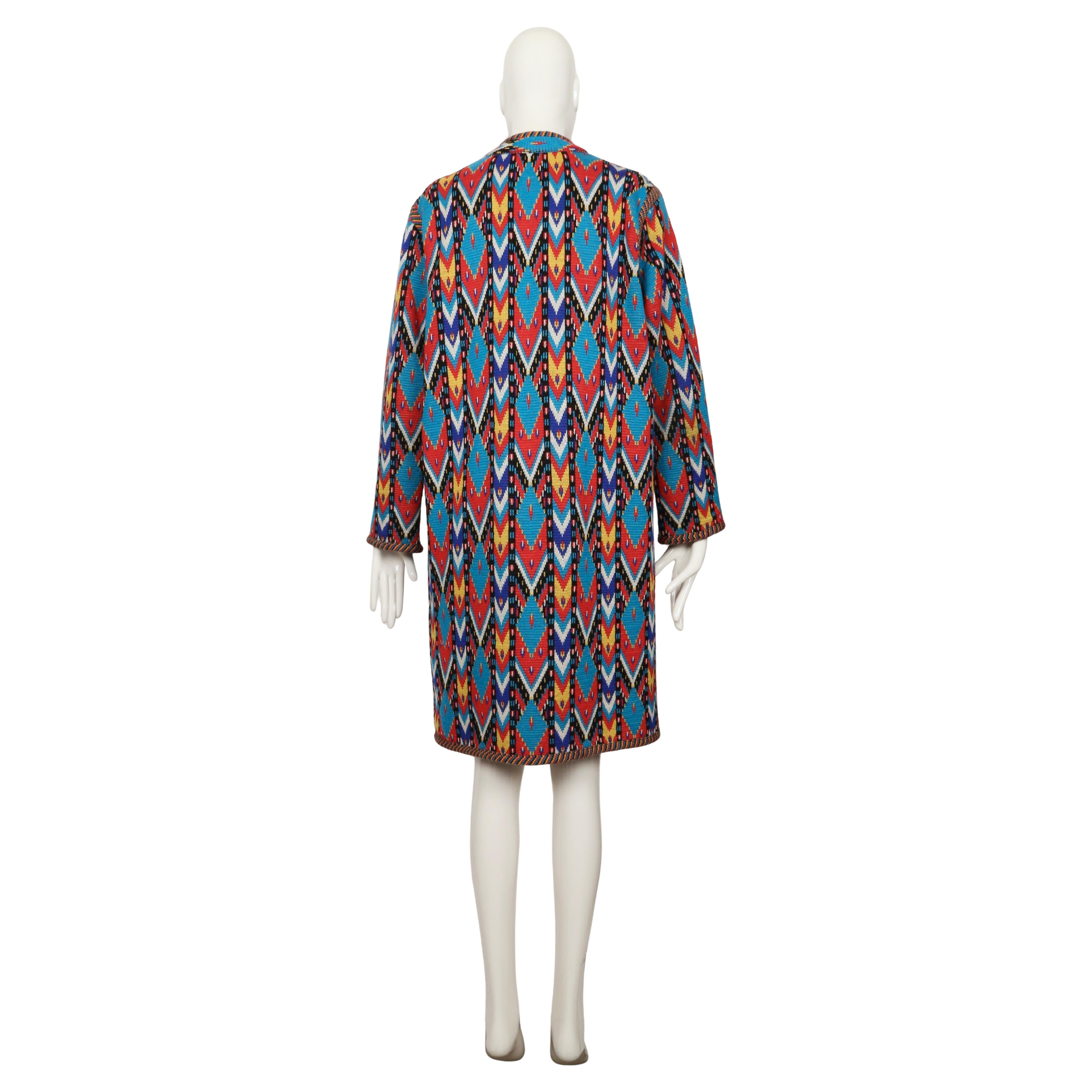 1980 Yves Saint Laurent manteau pull-over Ikat RUNWAY lumineux en vente 3