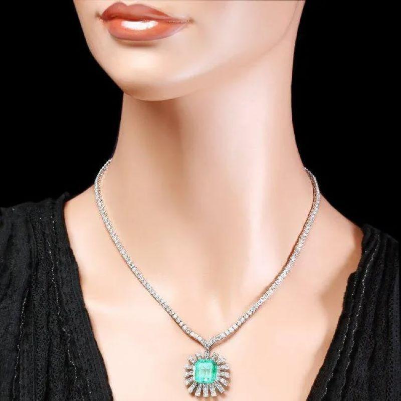 Women's 19.80Ct Natural Emerald and Diamond 18K Solid White Gold Necklace For Sale