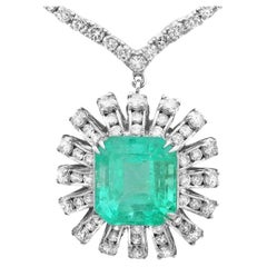 19.80Ct Natural Emerald and Diamond 18K Solid White Gold Necklace