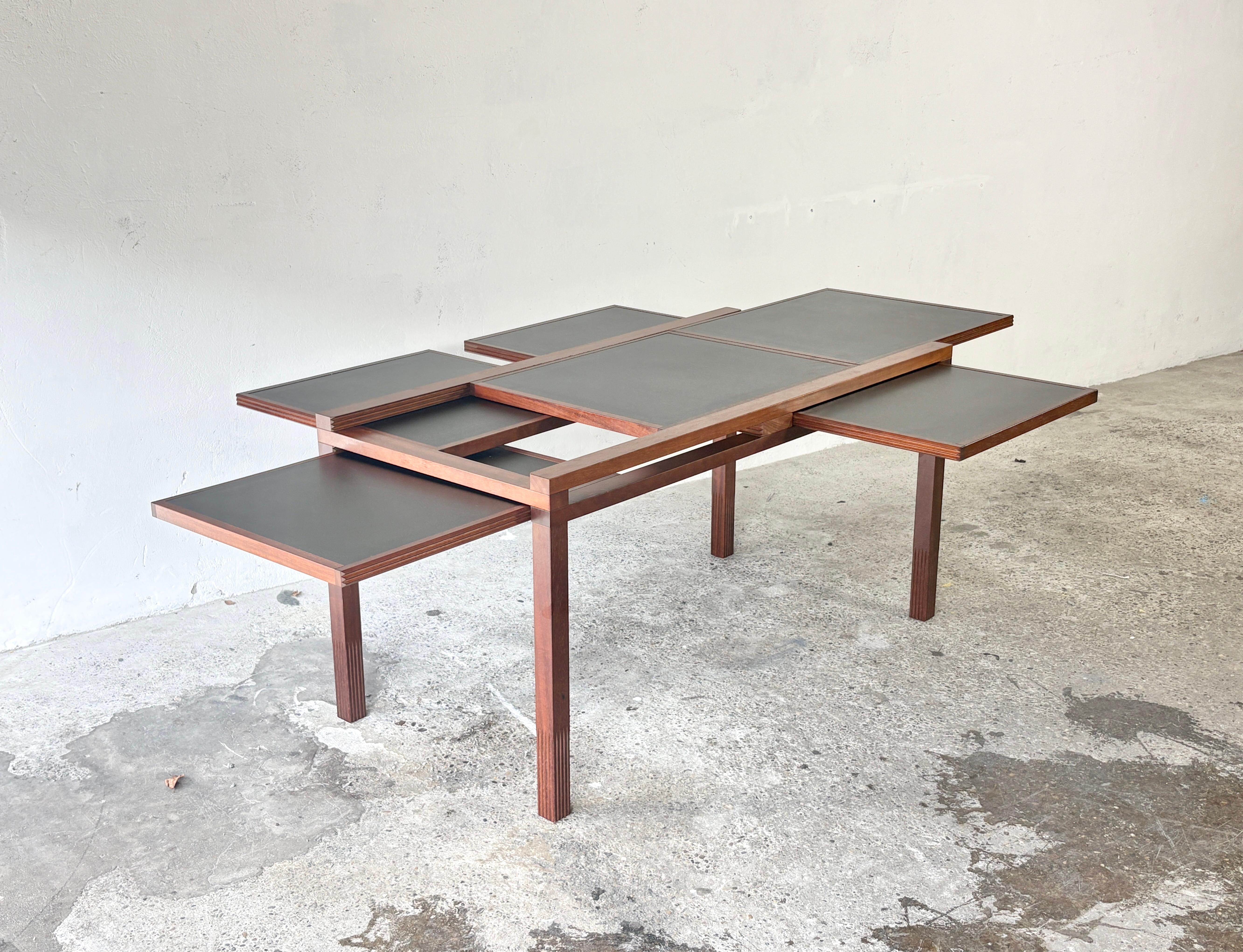 1980ies Modular dining table or desk Designed by Bernard Vuarnesson for Bellato For Sale 8