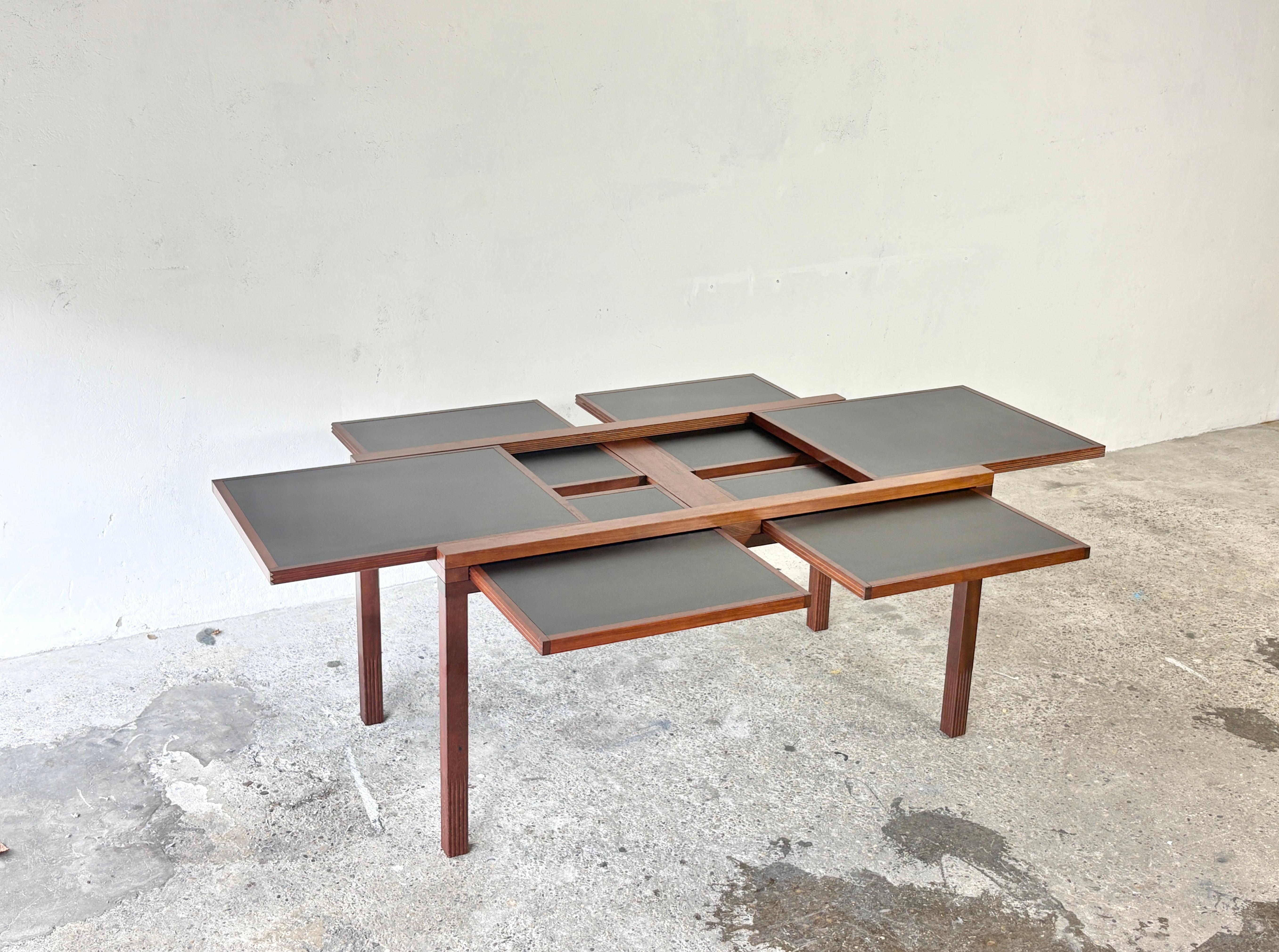 1980ies Modular dining table or desk Designed by Bernard Vuarnesson for Bellato In Good Condition For Sale In Offenburg, Baden Wurthemberg