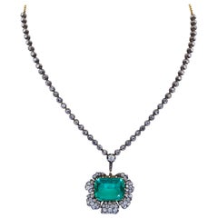 Vintage 1980s 11.53 Carat Green Emerald and Diamond Floral Motif Necklace