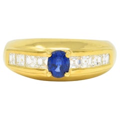 1980's 1.19 CTW Sapphire Diamond 18 Karat Yellow Gold Retro Gemstone Ring