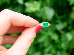 1980s 1.65 Carat Emerald and Diamond 18k Yellow Gold Trilogy Ring