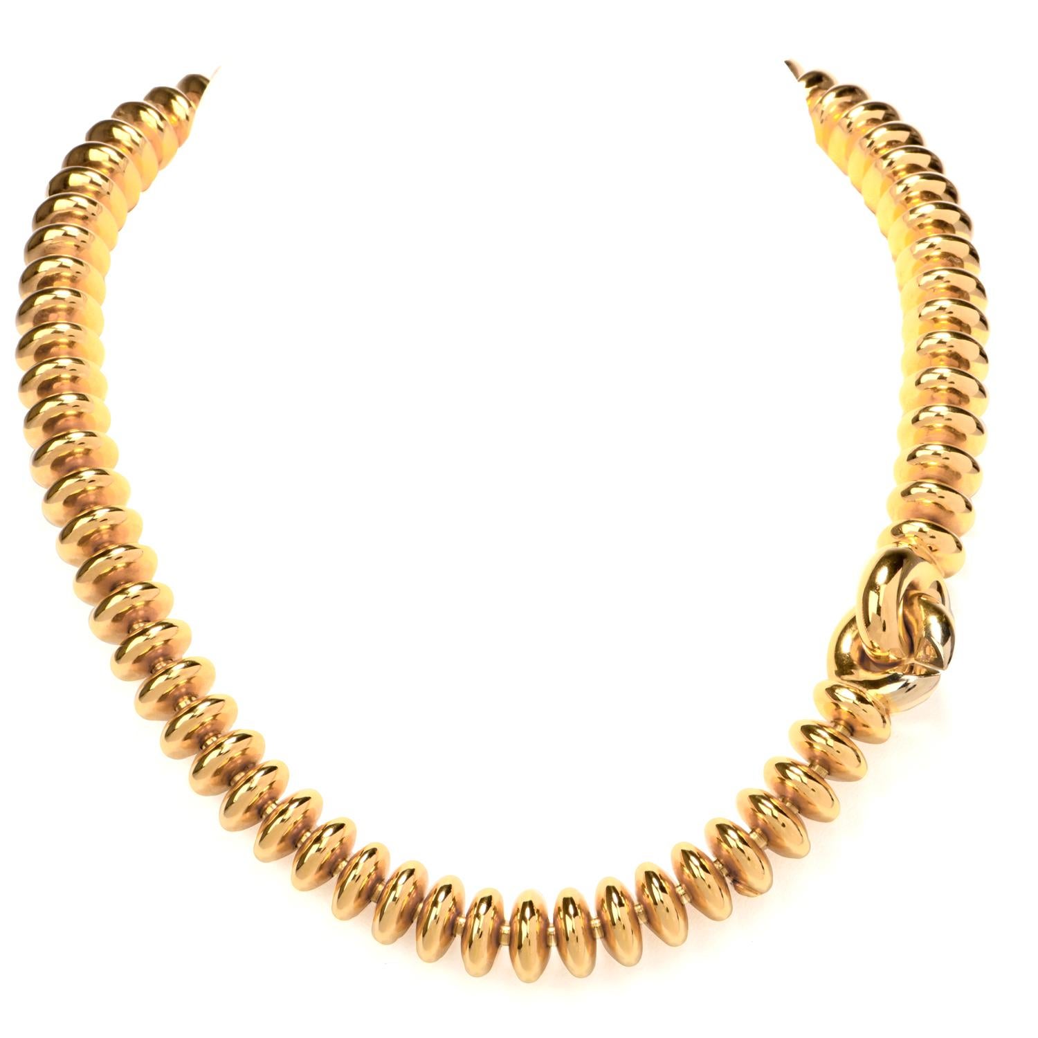 1980s 18 Karat Yellow Gold Bead Choker Necklace In Excellent Condition In Miami, FL