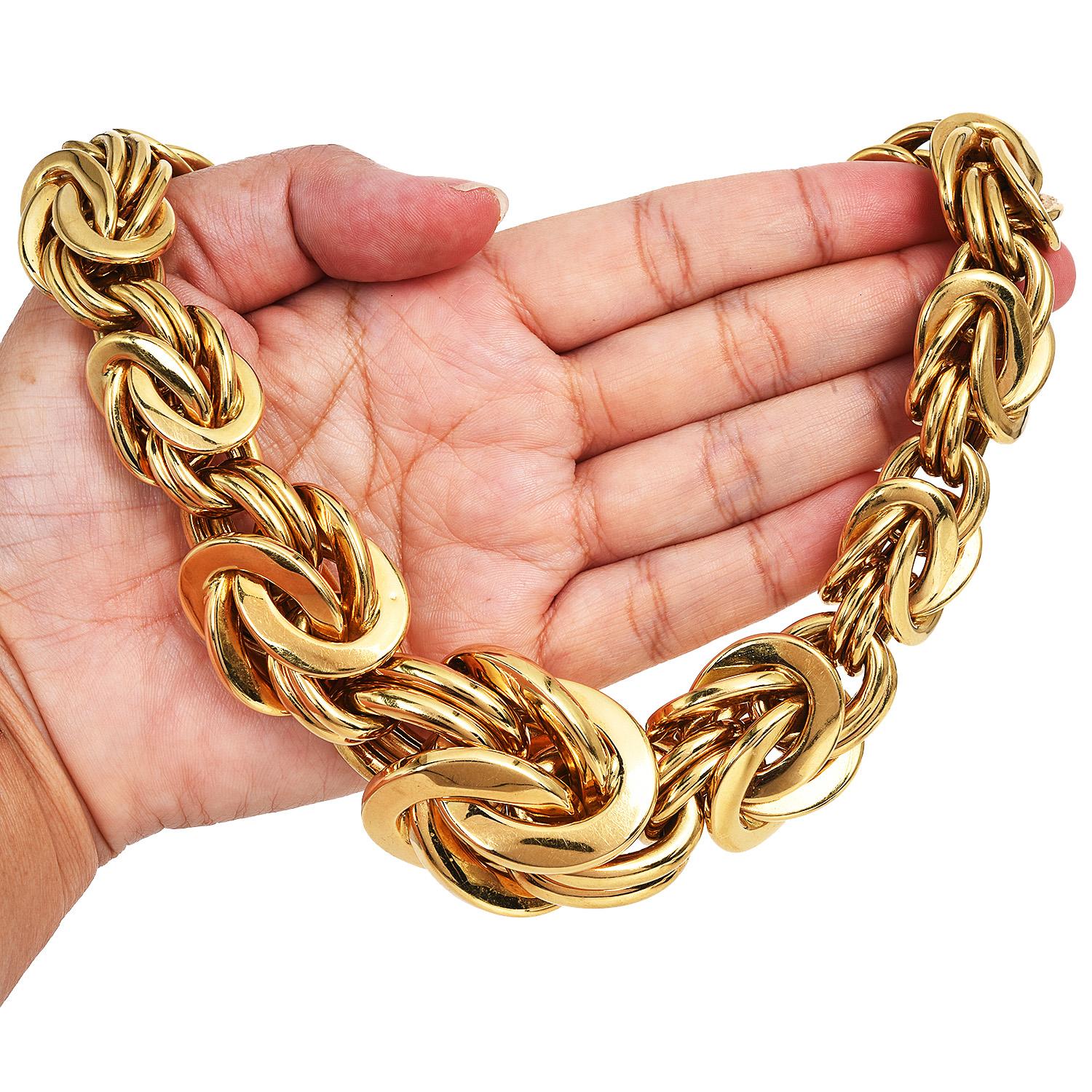 1980s 18K Yellow Gold Byzantine Graduated Woven Link Necklace 279.5 Grams For Sale 2
