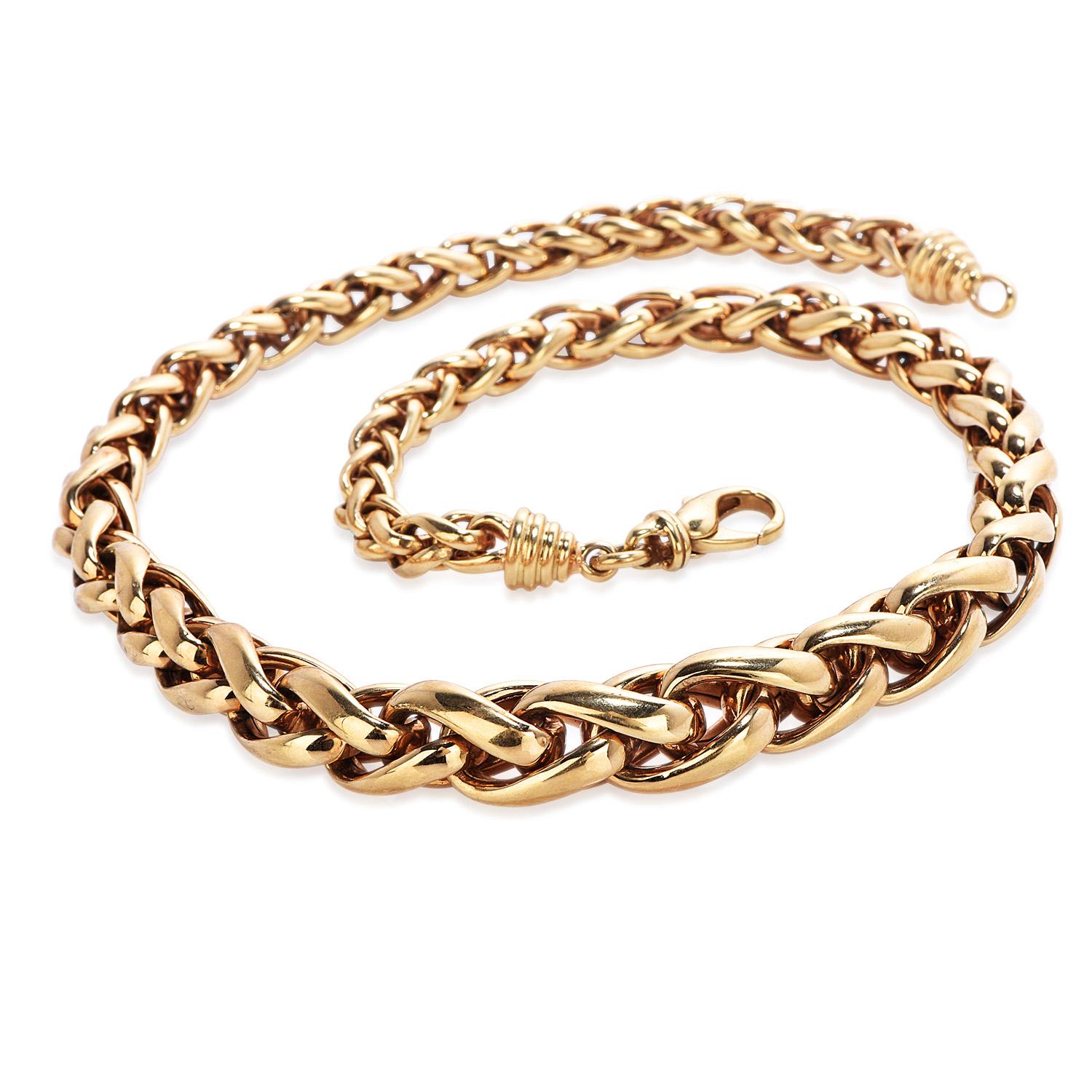 Large 1980's  Graduated Foxtail design links, in and versatile unisex link chain necklace 

Crafted in solid 18K yellow, high quality made links with a polished finish,

Weighs 54.5 grams and the total length is approximately 16.5'
