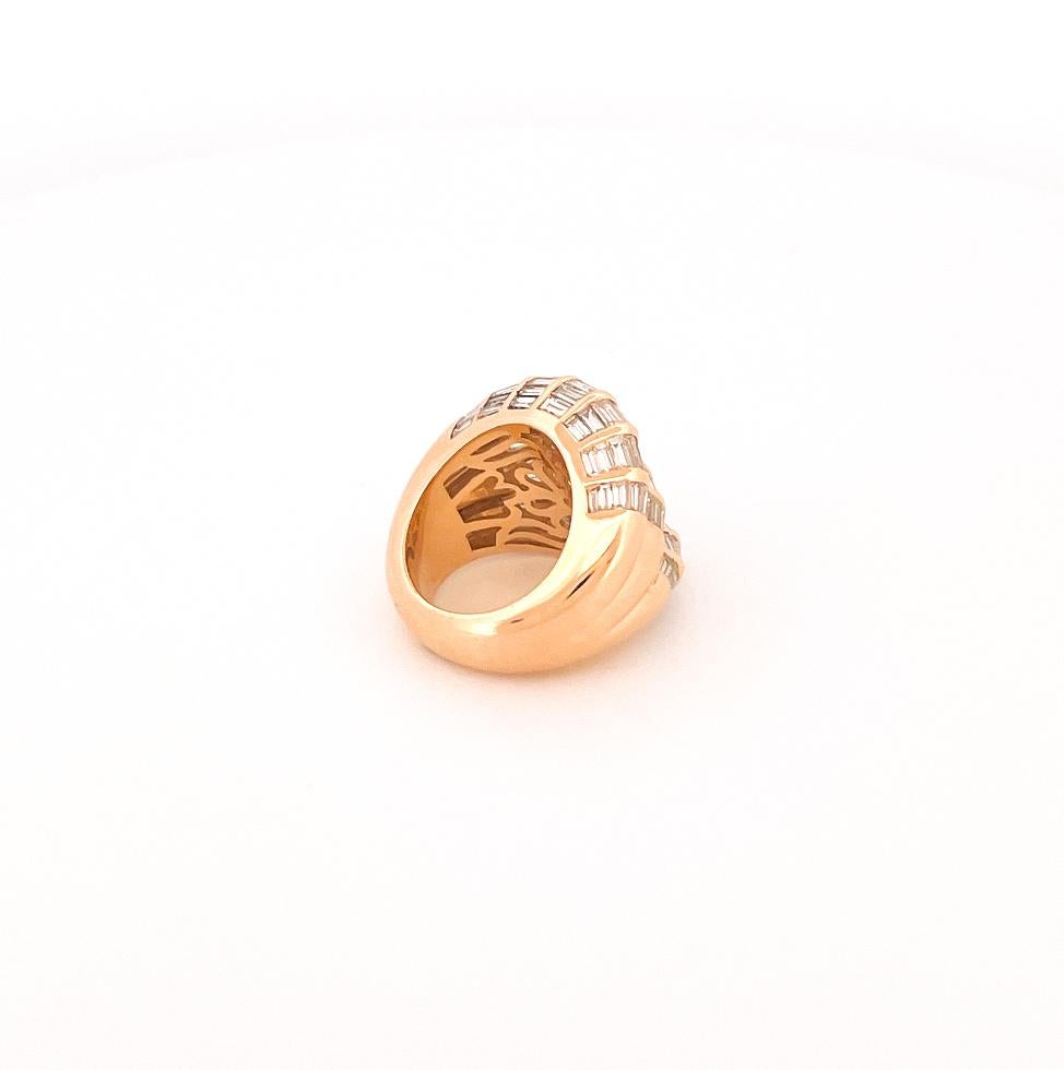 1980's 18k Yellow Gold Triple Dome Diamond Ring In Excellent Condition For Sale In Dallas, TX