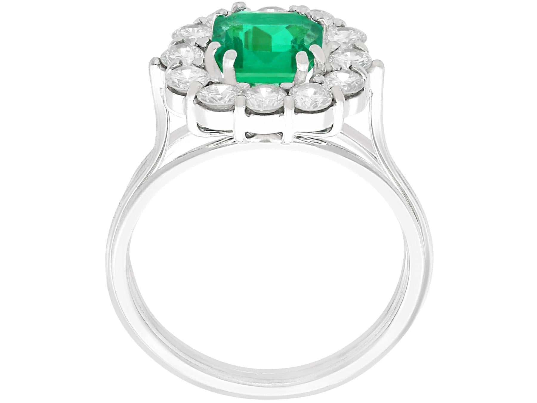 1980s, 1.94 Carat Emerald and Diamond White Gold Cluster Engagement Ring In Excellent Condition In Jesmond, Newcastle Upon Tyne