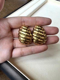1980s–1990s David Webb Hammered 18K Gold Clip Earrings