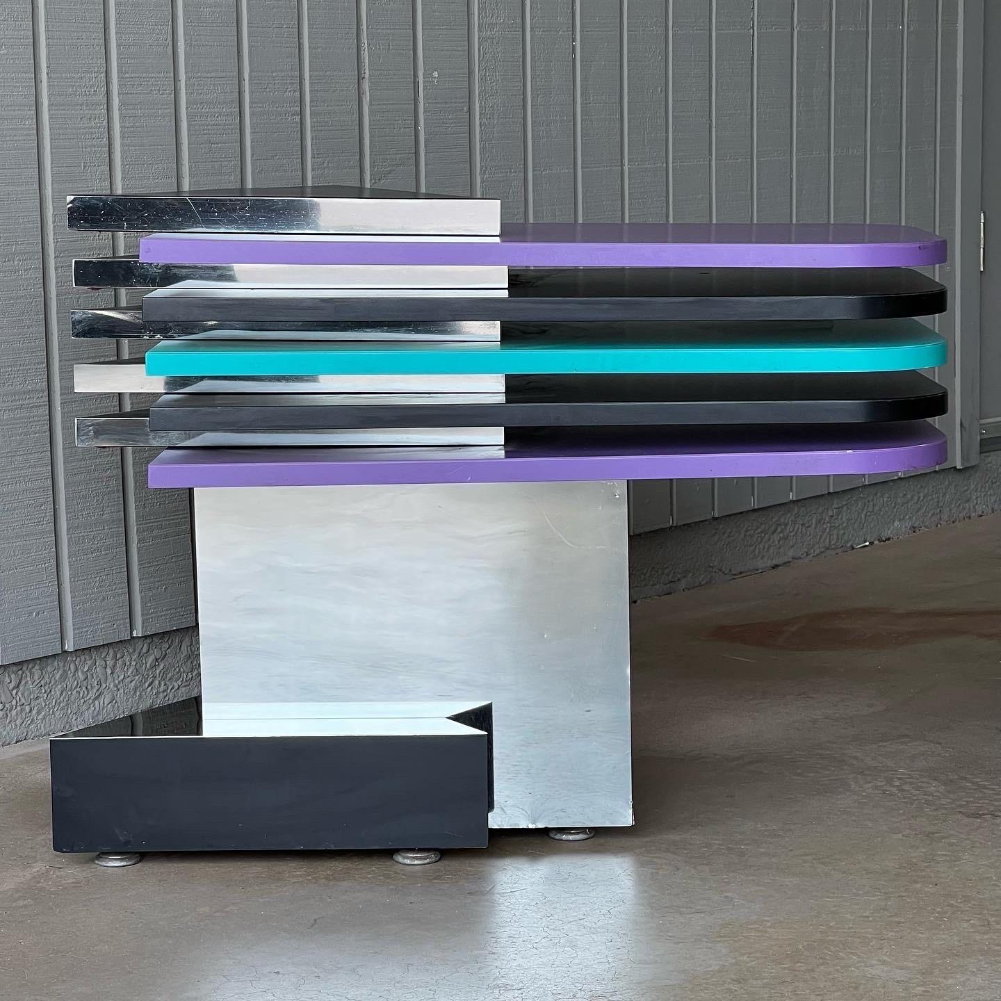 Unknown 1980s-1990s post modern swivel side table or display stand For Sale