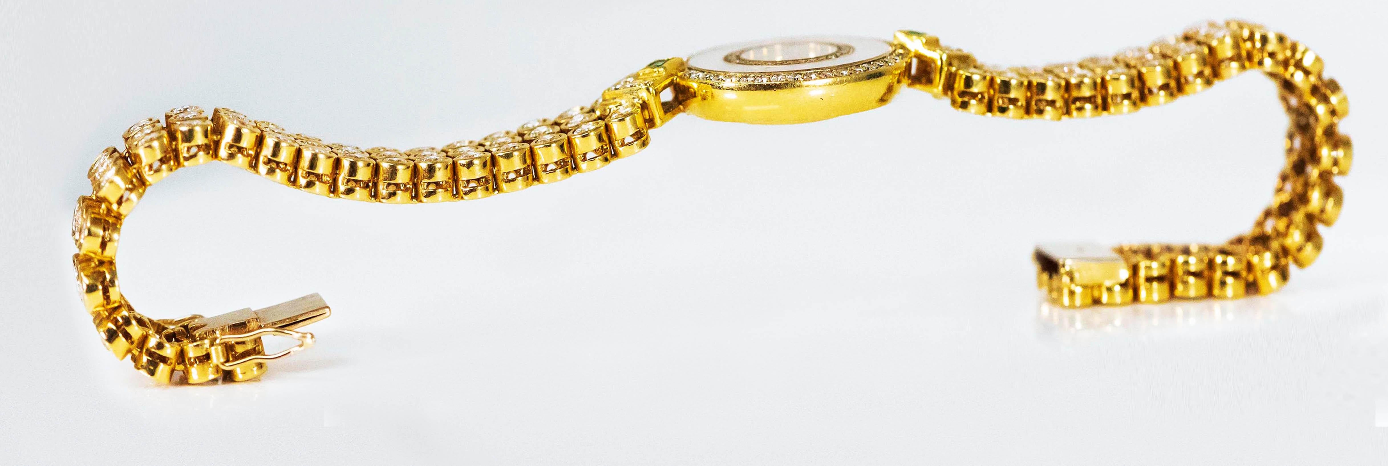 Contemporary 1980s-1990s Chopard Happy Diamond Emerald Approx 14 Carat Bracelet Watch