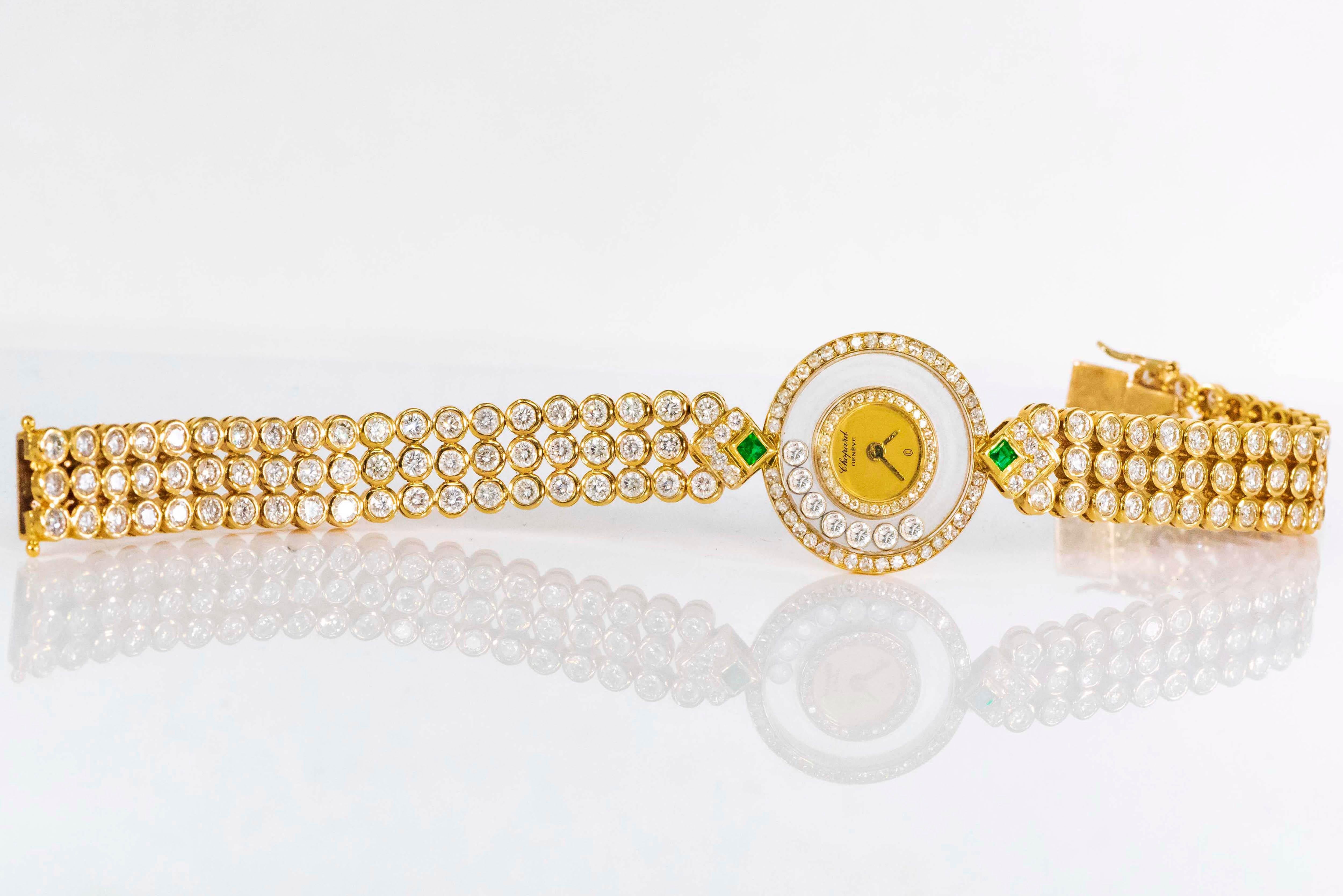 1980s-1990s Chopard Happy Diamond Emerald Approx 14 Carat Bracelet Watch In Excellent Condition In New york, NY