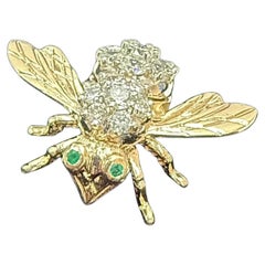 1980s 2 Carat Diamond Emerald Bee Brooch