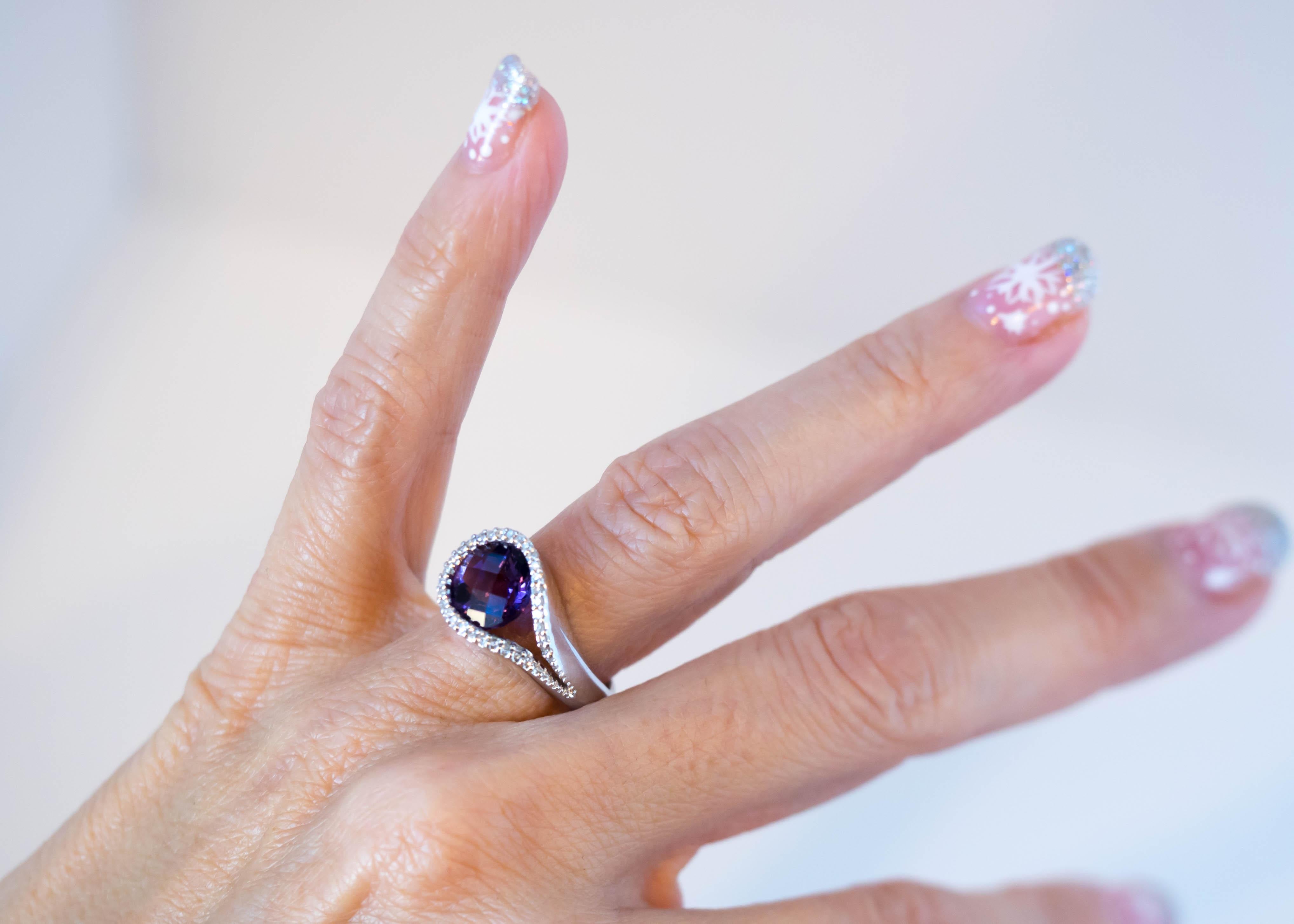 1980s 2 Carat Round Amethyst with Diamond Halo 14 Karat White Gold Ring For Sale 3