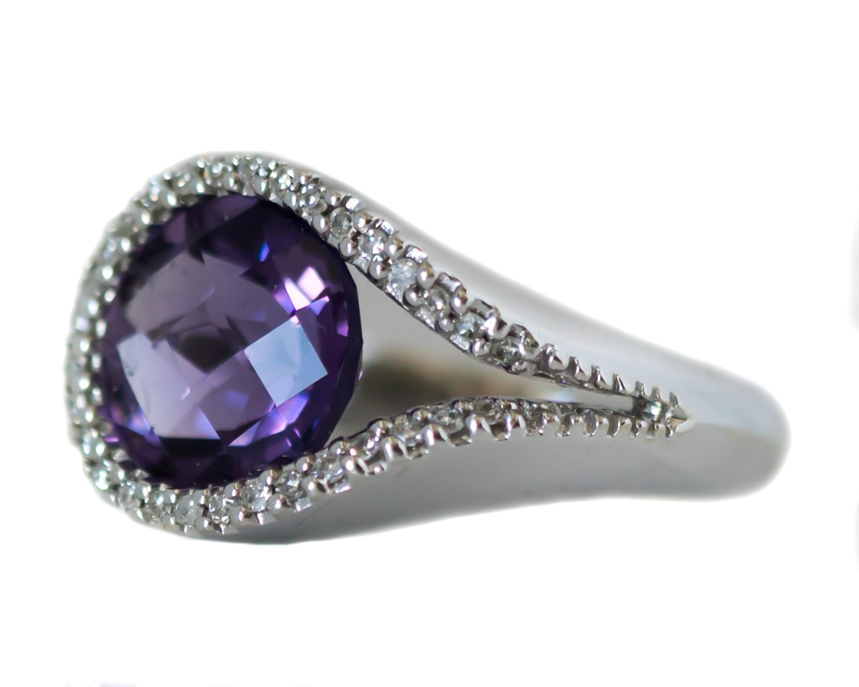 Contemporary 1980s 2 Carat Round Amethyst with Diamond Halo 14 Karat White Gold Ring For Sale