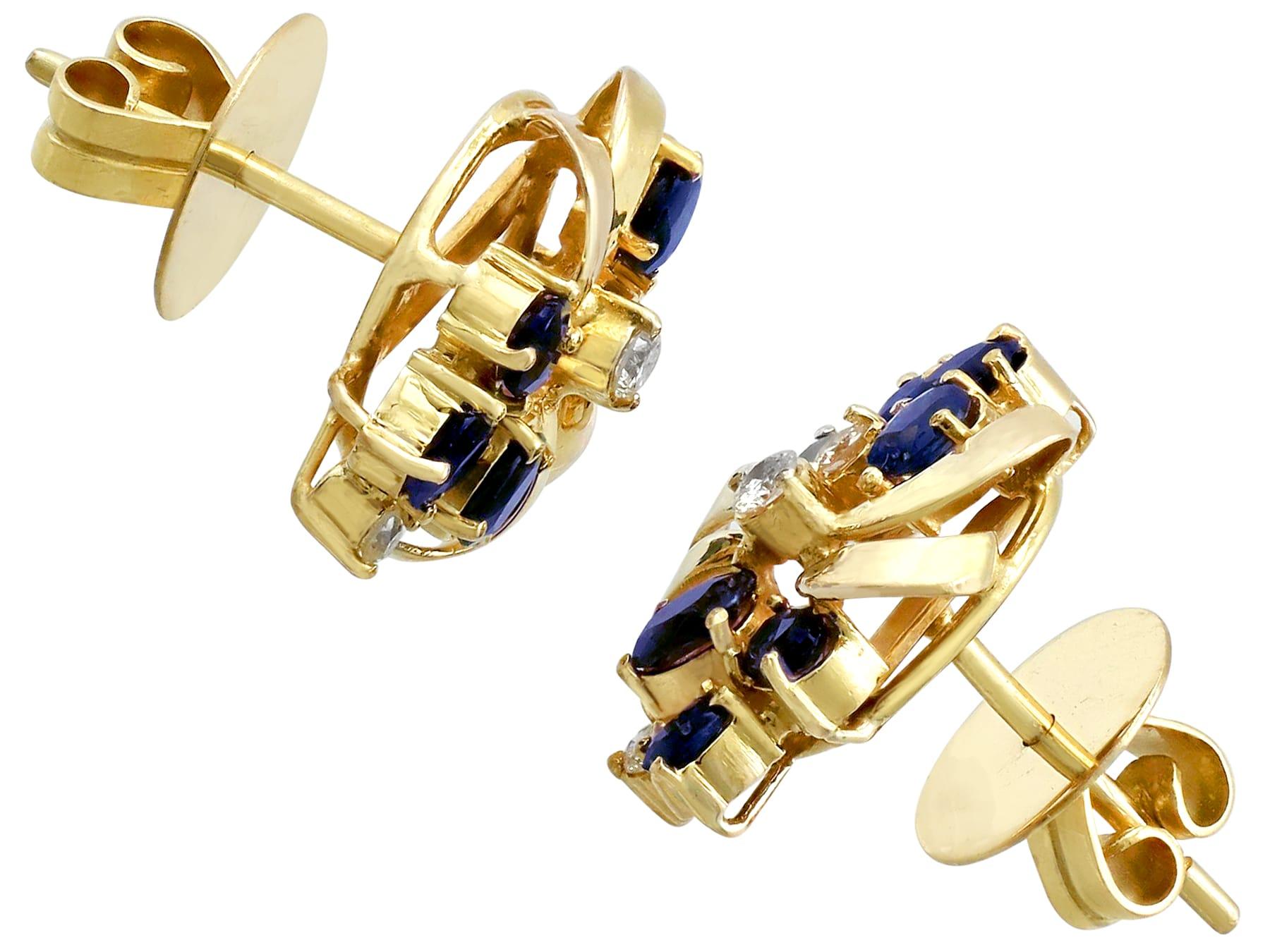 Women's or Men's 1980s 2.25 Carat Sapphire and Diamond Yellow Gold Stud Earrings For Sale