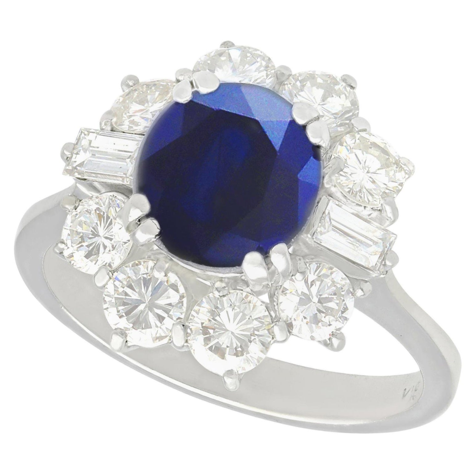 Años 80 Zafiro de 2,46 quilates y diamante de 1,50 quilates Anillo de compromiso de oro blanco
