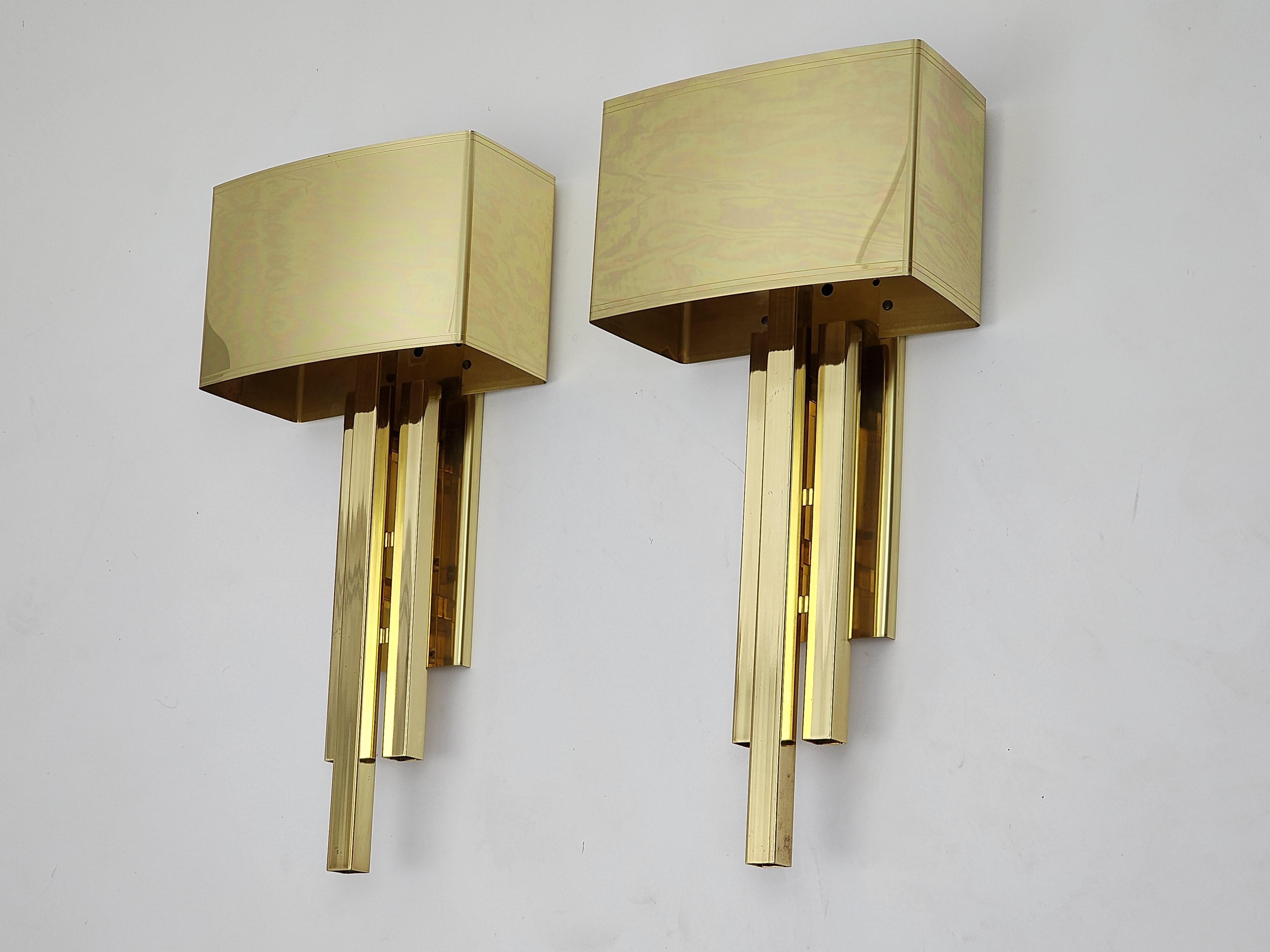 1980s 30 Brass Plated Wall Sconces, USA For Sale 3