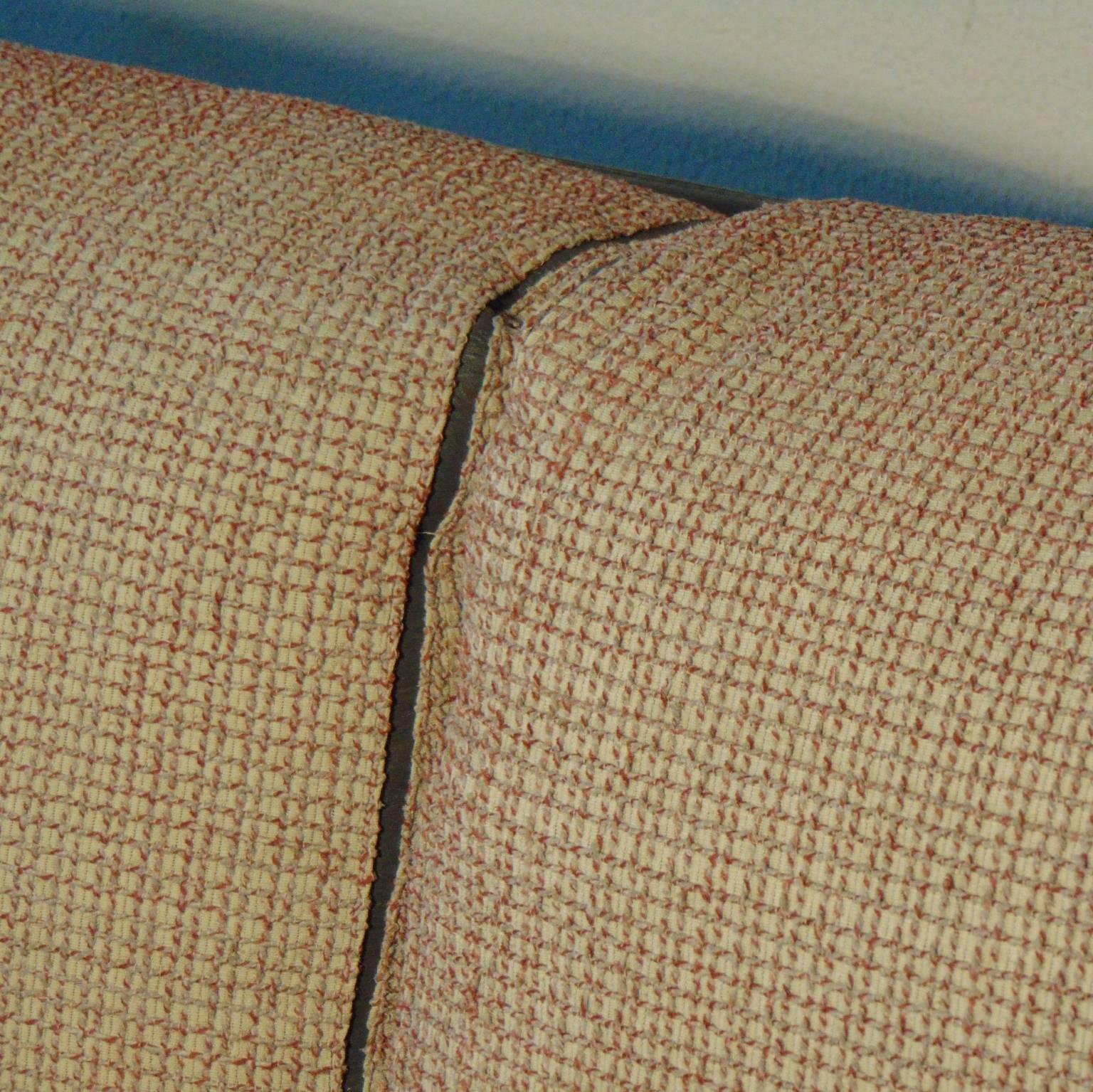 4-Sitzer-Sofa aus grauem Leder mit Seiden- und Lederkissen, Sormani Italien, 1980er Jahre im Angebot 3