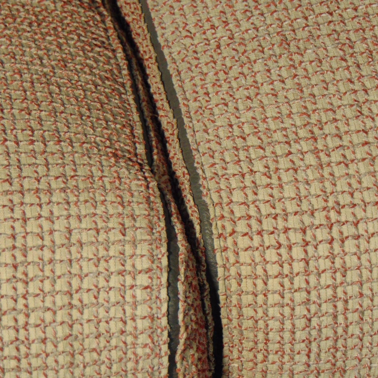 Canapé 4 places en cuir gris avec coussins en soie et cuir, Sormani Italie, années 1980 en vente 1