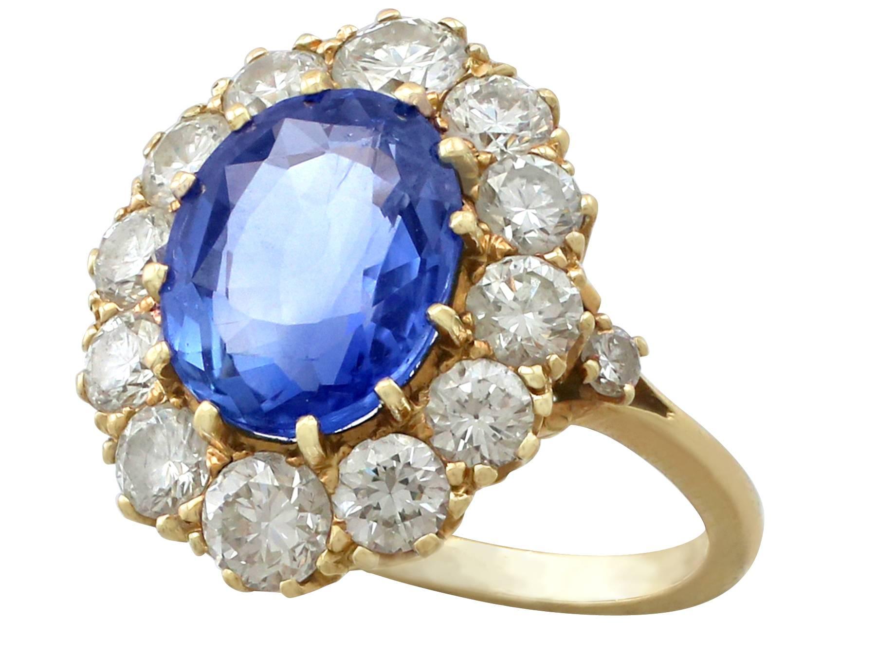 1980s 4.10 Carat Ceylon Sapphire 1.75 Carat Diamond Gold Dress Ring In Excellent Condition In Jesmond, Newcastle Upon Tyne