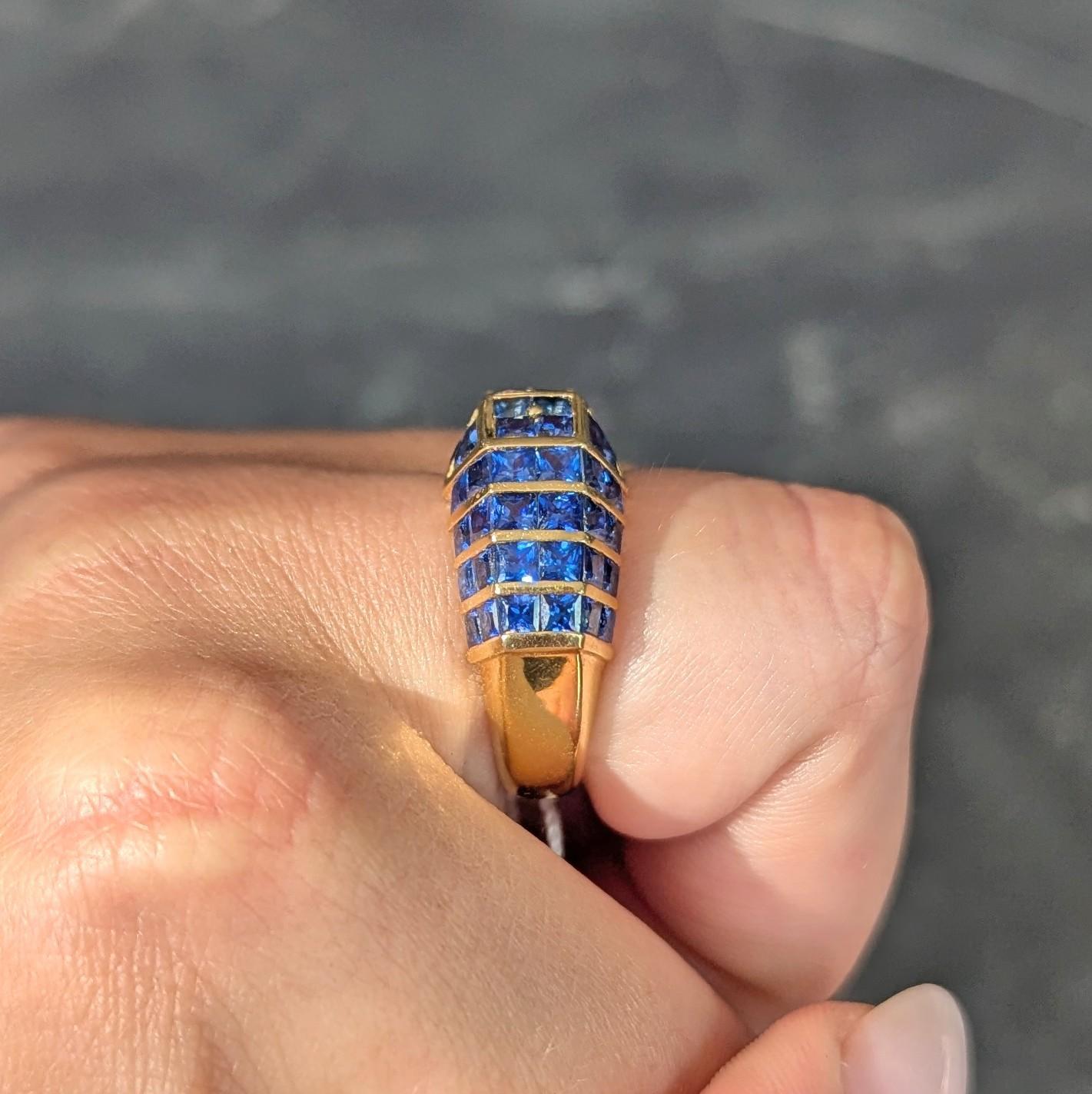 Anello Vintage By del 1980 con zaffiro da 5,50 CTW in oro giallo da 18 carati in vendita 4