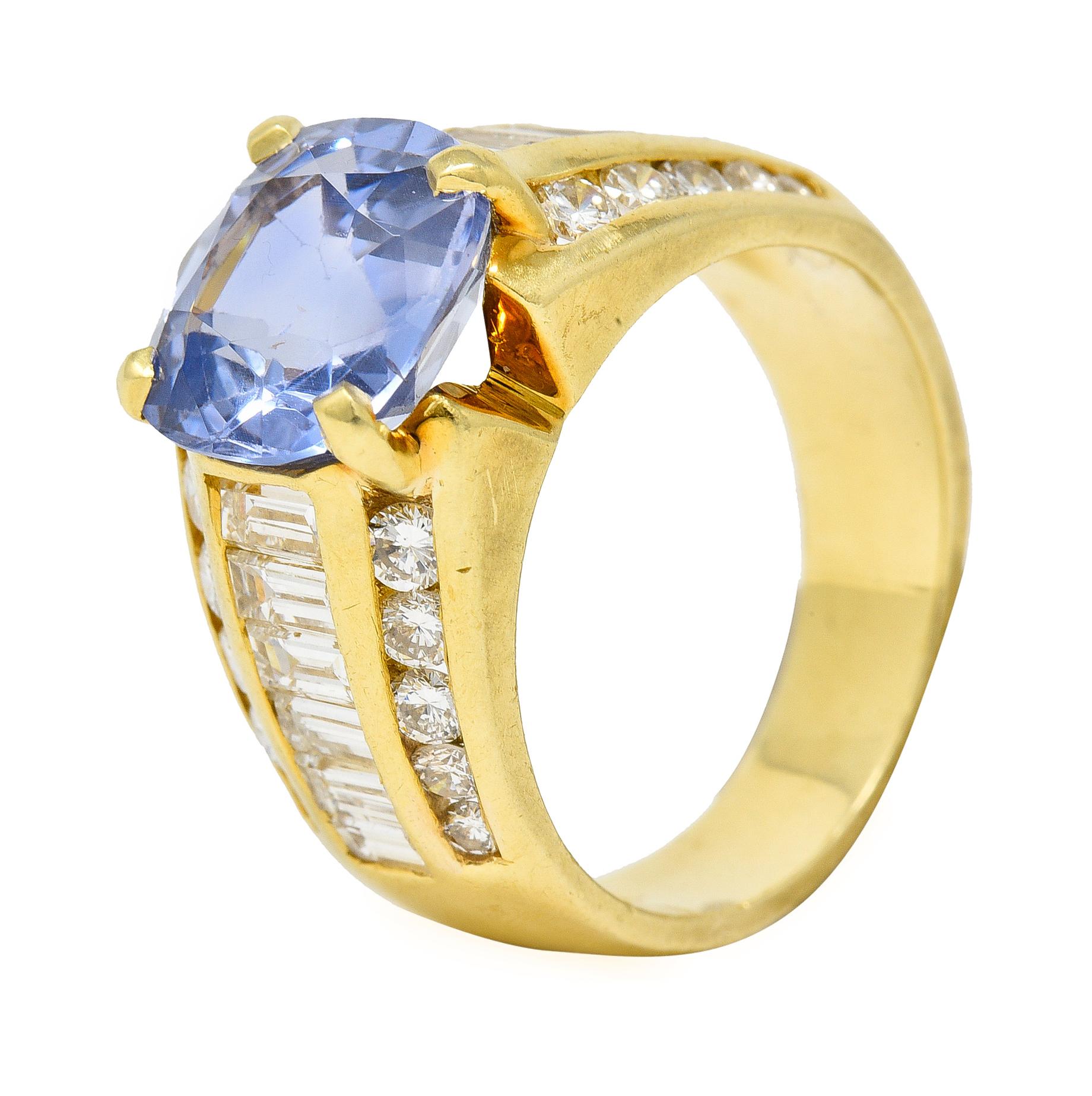1980's 5.55 CTW No Heat Ceylon Sapphire Diamond 18 Karat Gold Vintage Ring GIA For Sale 2