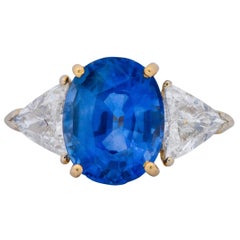 1980s 6.80 Carat Ceylon Sapphire Diamond 18 Karat Gold Ring GIA