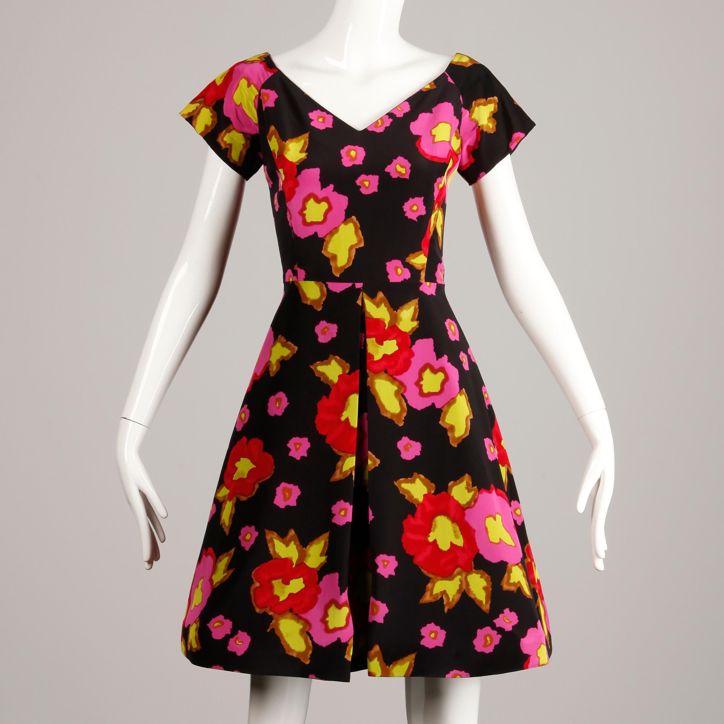 1980s-90s Arnold Scaasi Vintage Bright Pink Red Black Floral Print Silk Dress For Sale 1