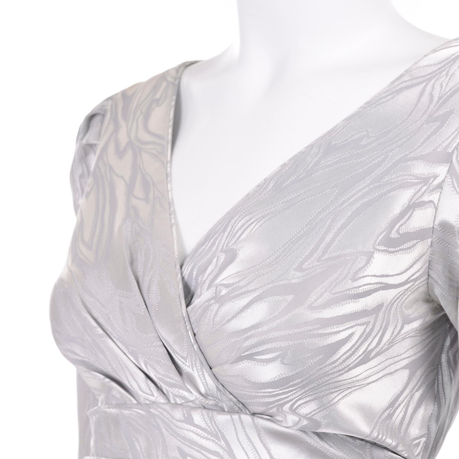 1980s A J Bari Vintage Silver Evening Dress w Puffed Gathered Sleeves & Pockets For Sale 5